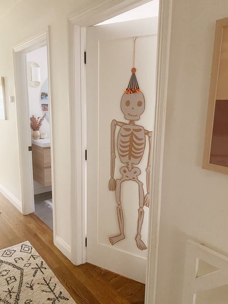 obsessed with this jointed skeleton we keep on arlos door (and it comes in a 3 pack so we actually have one for each bedroom door lol)

#LTKFind #LTKSeasonal #LTKunder50