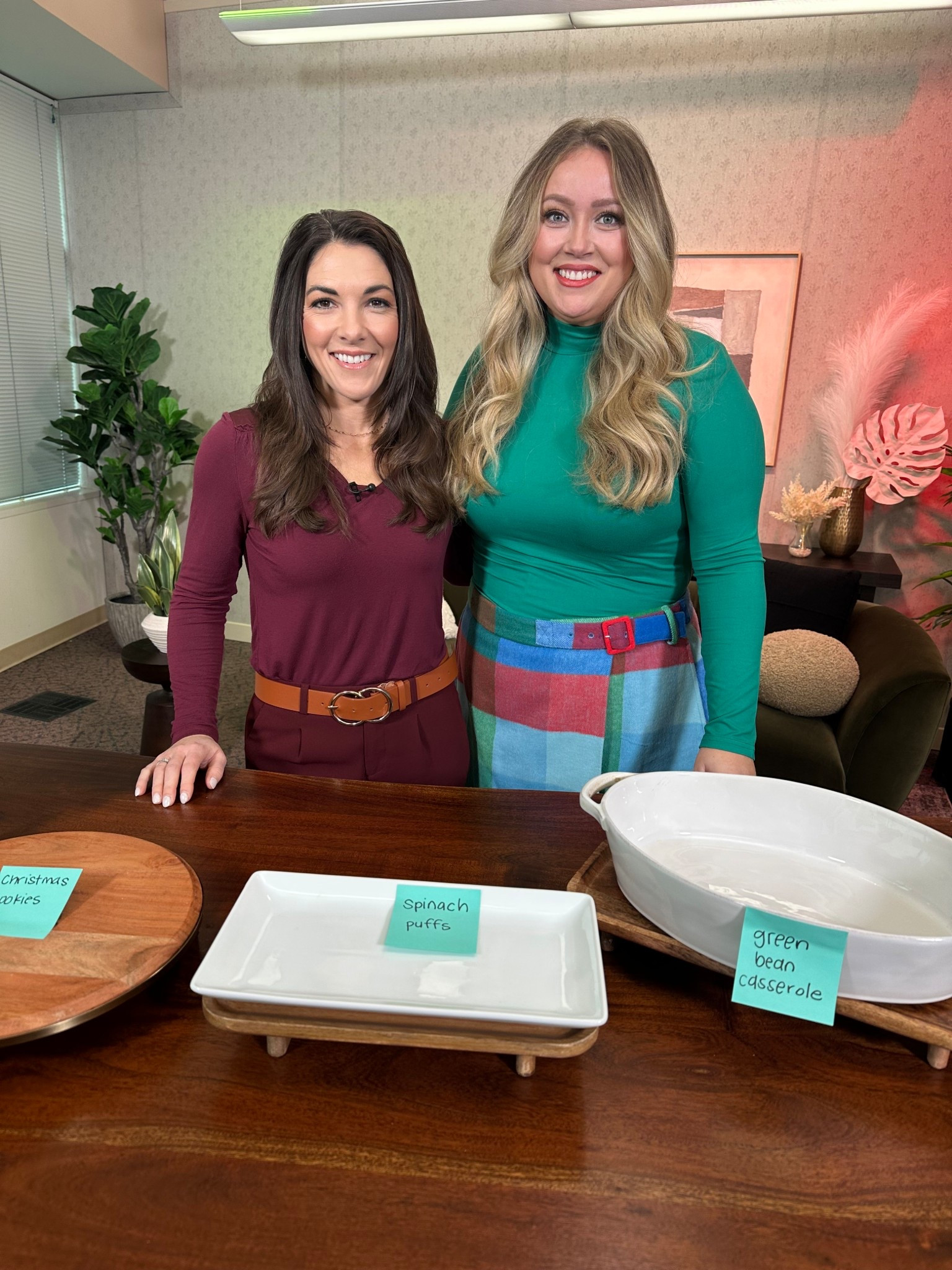 My holiday hosting tips will air this Wednesday on @arcseattlecw 🎄✨

If you are local be sure to tune in 😁✨

#seattlelife
#seatac
#holidayhostingtips


#LTKstorytime #LTKHoliday #LTKdayinmylife