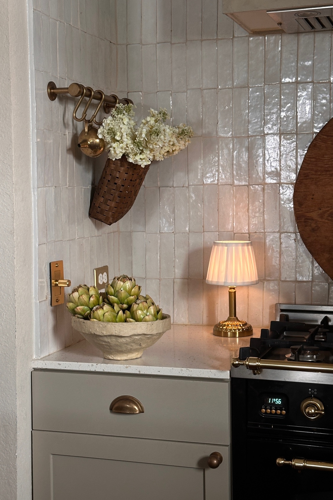 #ad styled my home with some stunning pieces from @Wayfair Verified. These pieces are always carefully vetted, so there’s no second guessing- I know they’re always going to be quality! #WayfairPartner #WayfairVerified

#LTKHome