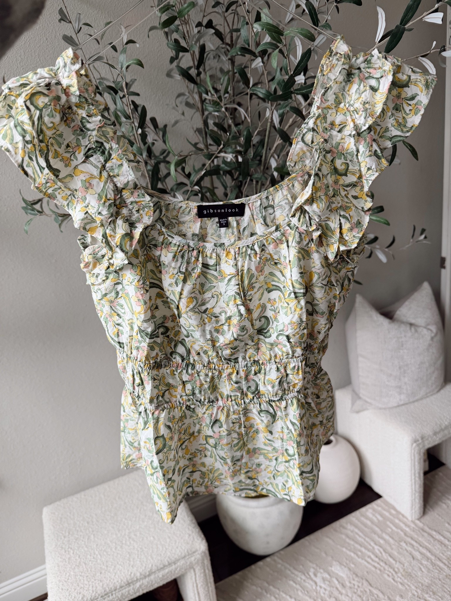 The top that instantly made me feel put together 💕

#LTKMothersDay #LTKootd #LTKmomlife