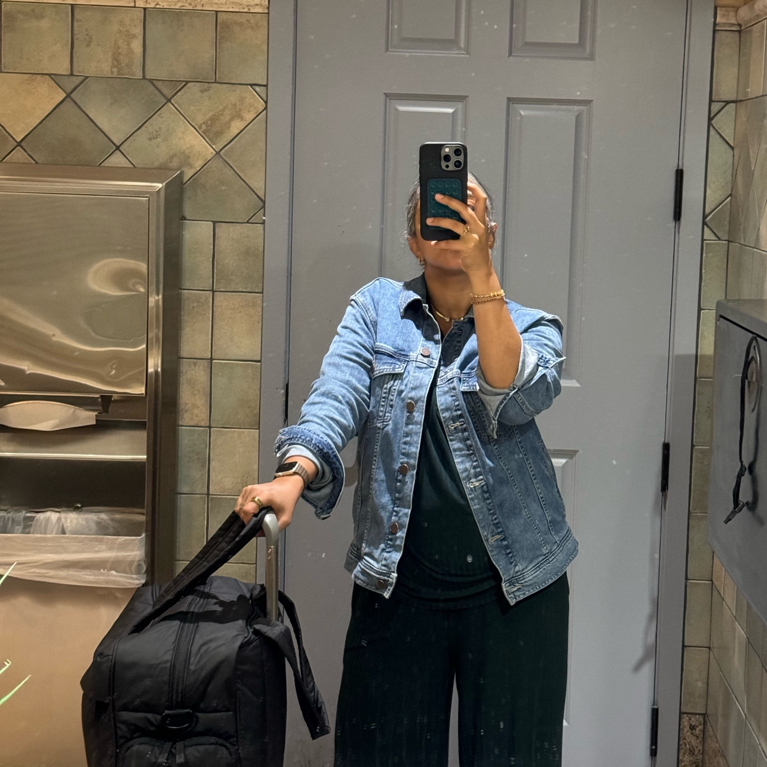 Red-eye flight outfit

#LTKtravel #LTKmidsize