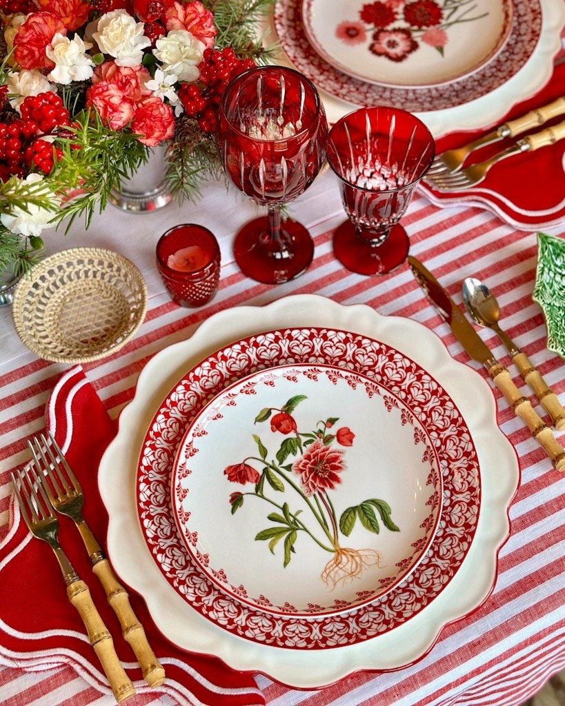 Christmas table in red and white stripes Williams Sonoma cut crystal table linens solino home

#LTKSeasonal #LTKHome #LTKHoliday