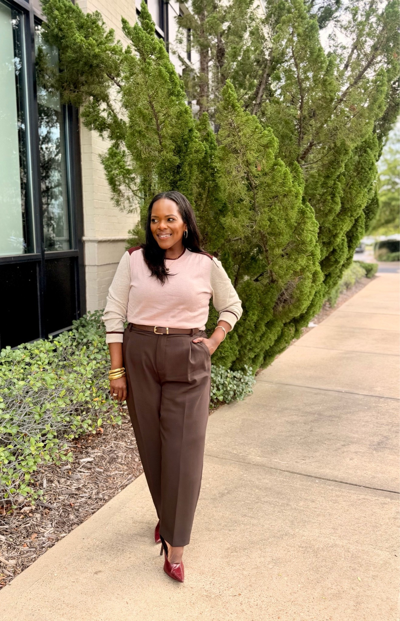 Thursday workwear ootd / Zara belted ankle pants / loft sweaters / business casual outfit / early Fall fashion / petite friendly looks / shades of brown and pinks 

✨ Sharing similar pieces to recreate this look in all sizes!

#LTKootd #LTKSaleAlert #LTKWorkwear
