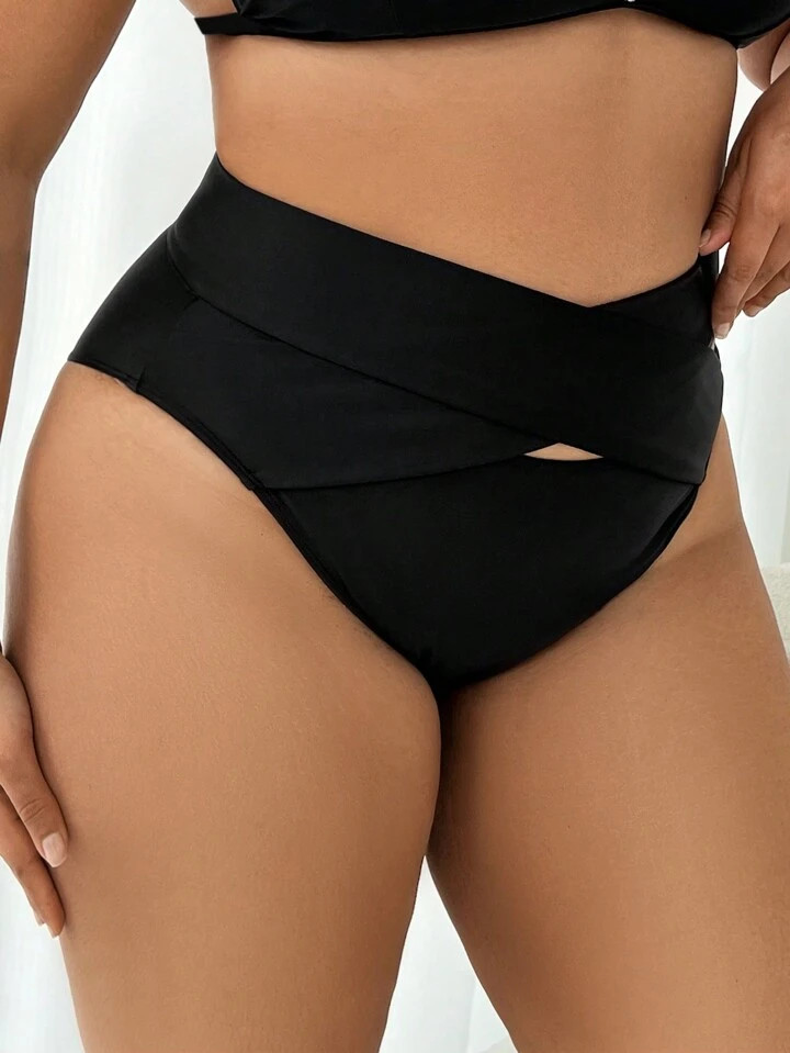 SHEIN Swim Curve Plus Size Hollow Out Detail Wrap Cross Bikini Bottom Carnival | SHEIN