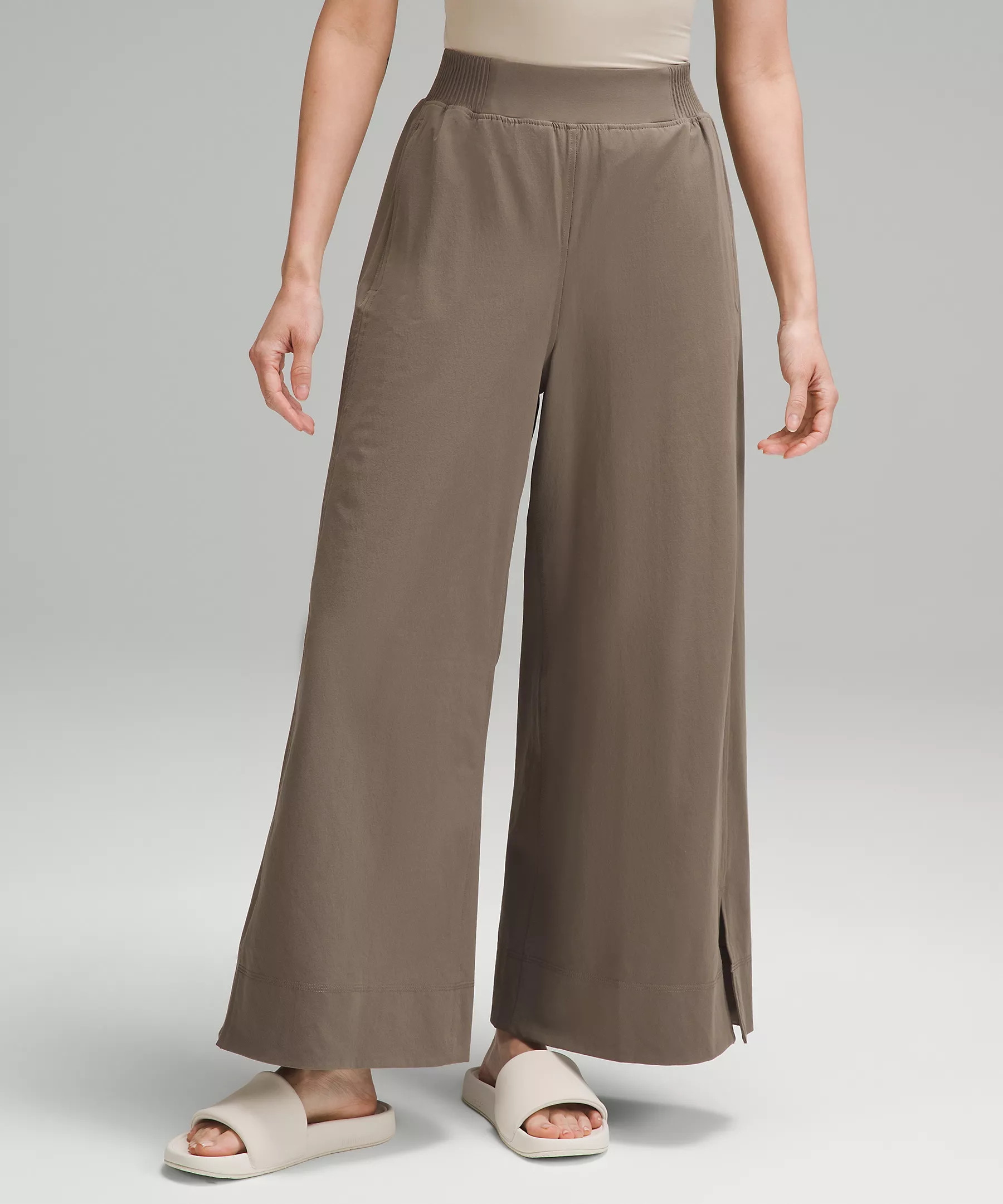 Stretch Woven High-Rise Wide-Leg Cropped Pant | Women's Capris | lululemon | Lululemon (US)
