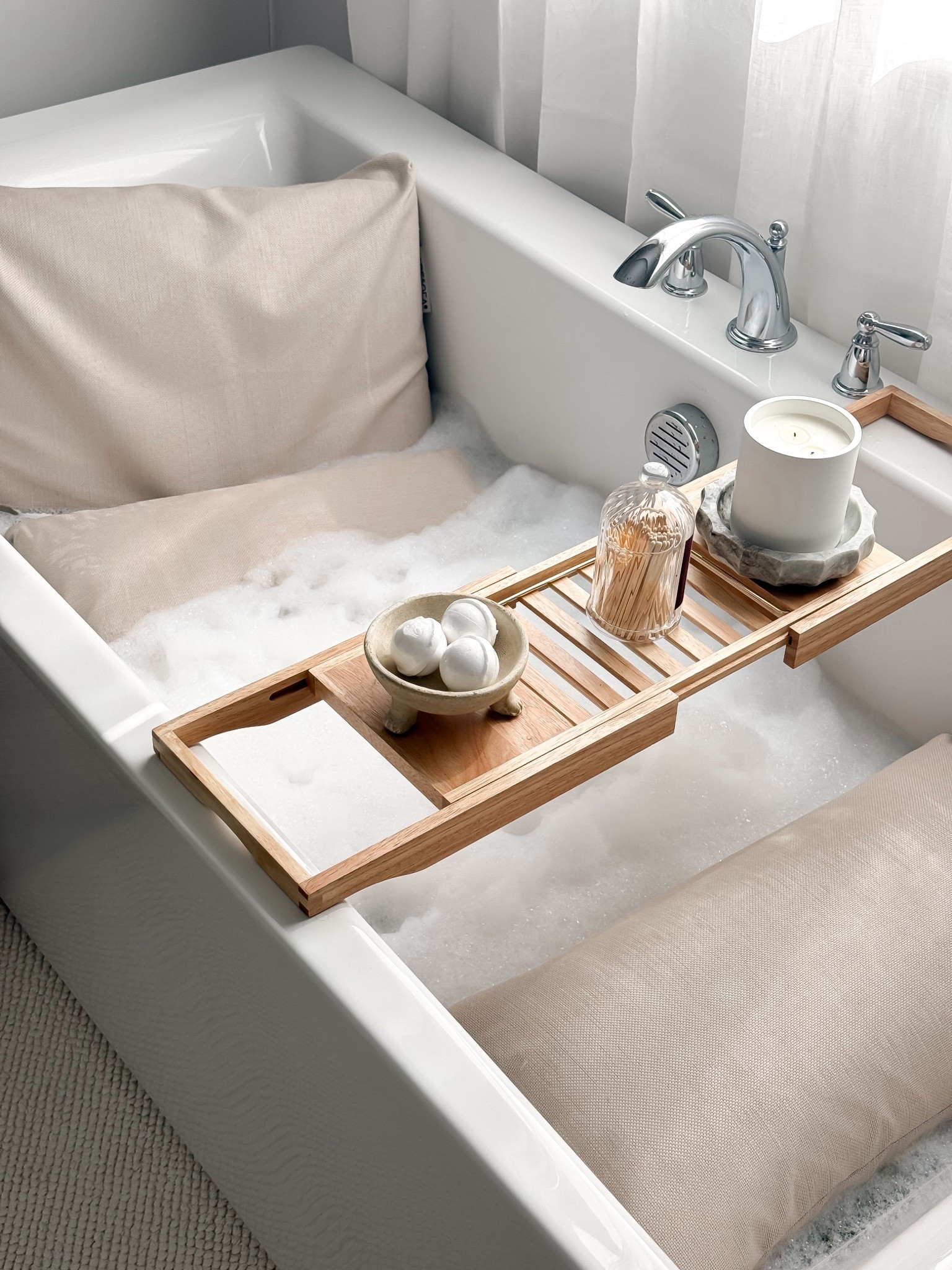 A little luxury goes a long way, especially for the moms who give so much! The @badesofa  set made my nightly bath an at-home elevated spa moment. Between the back pillow, seat cushion, and the floating foot pillow, it’s the upgrade I didn't know I needed ☁️🛁🫧 Give the mom (or yourself!) in your life a real moment to herself... she’s definitely earned it! 

 

#LTKmomlife #LTKHome #LTKselfcare