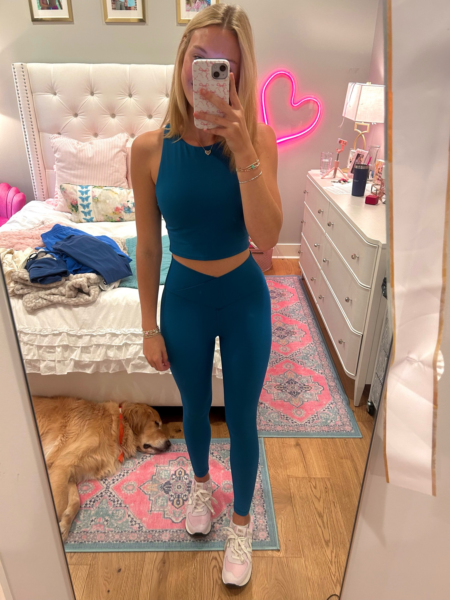 Amazon set size small! 

#LTKStyleTip #LTKFitness