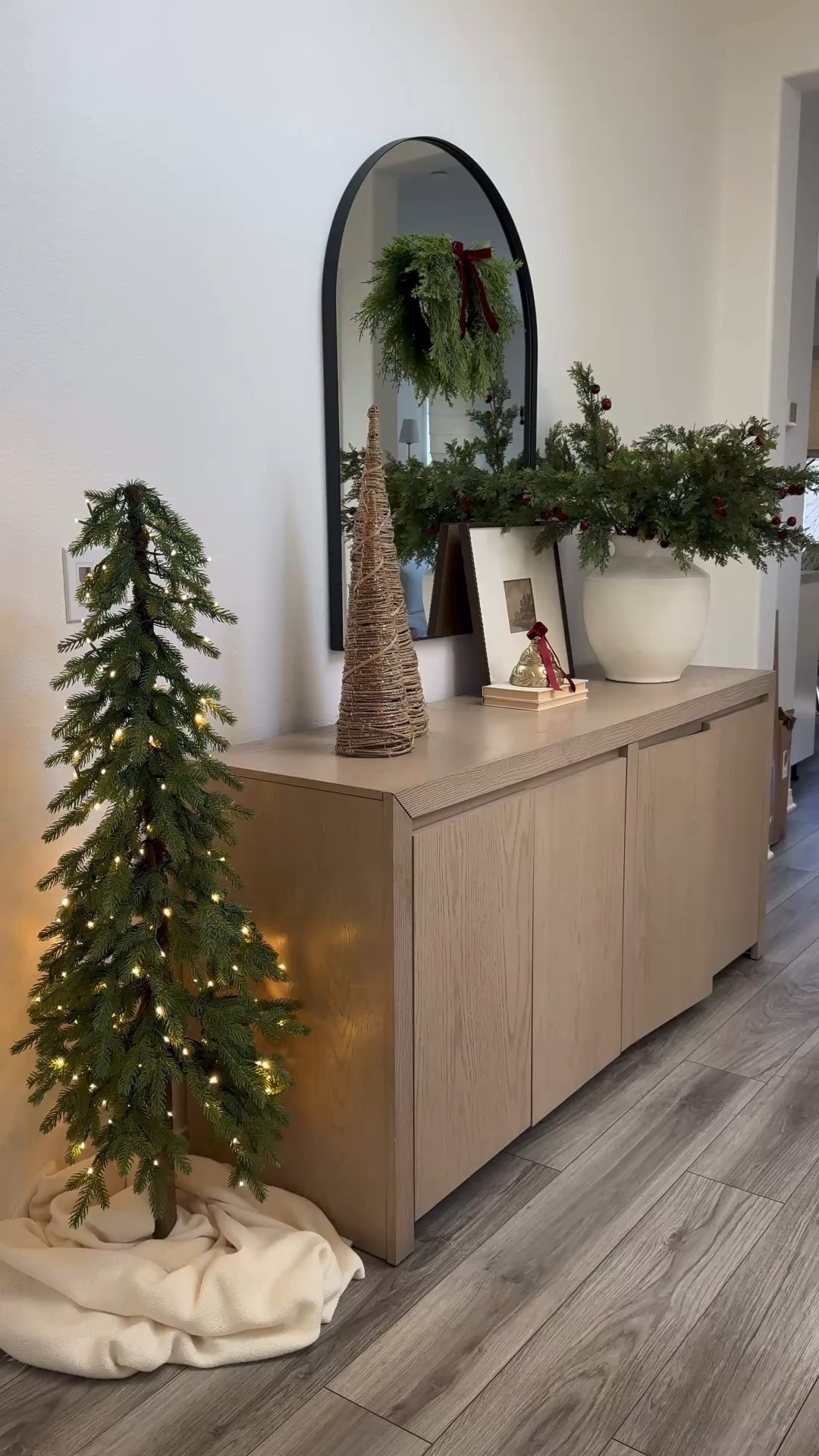 A magical Christmas with King of Christmas. 

#LTKSeasonal #LTKHoliday #LTKHome