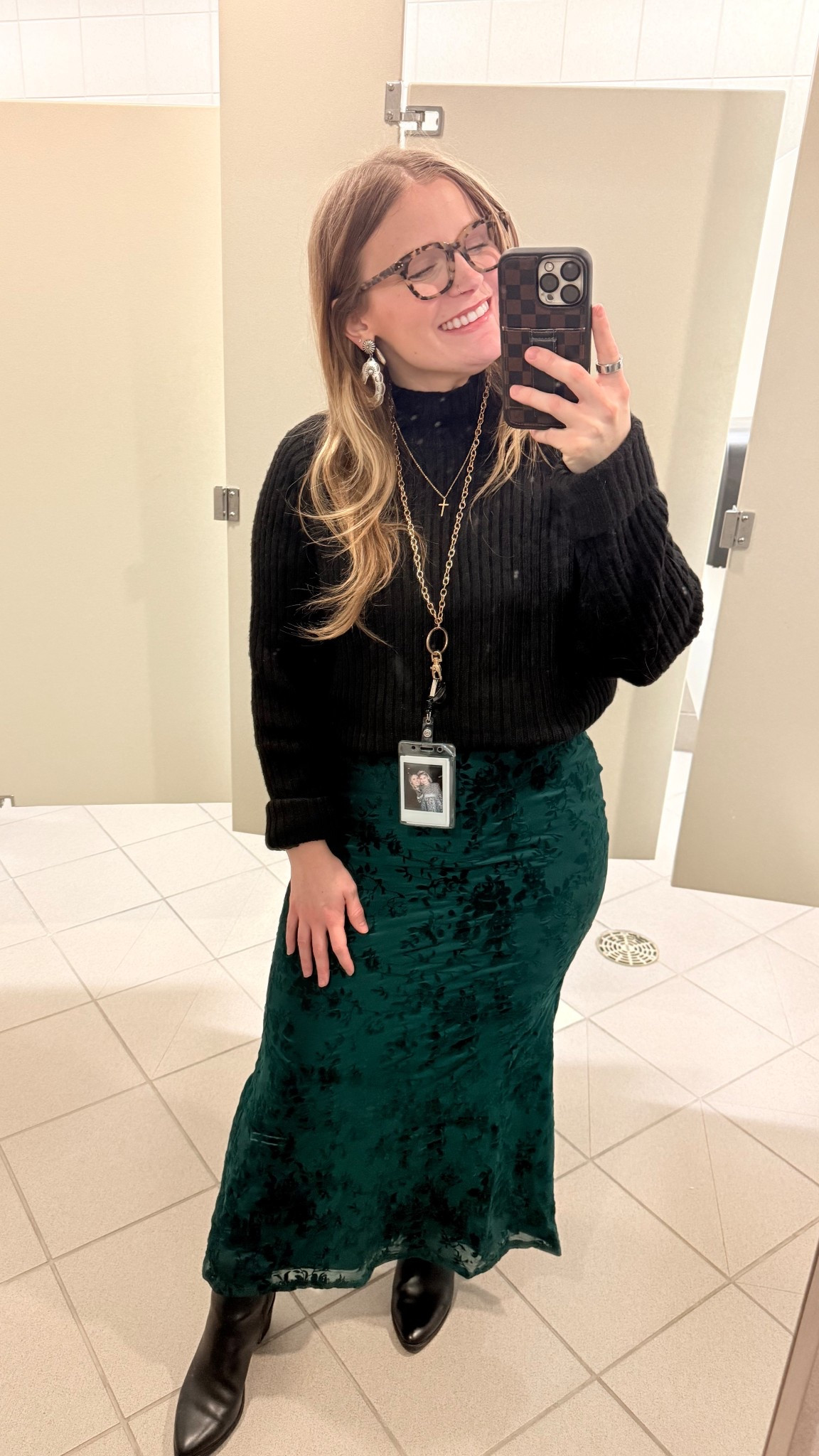 Love a good work outfit 🖤🖤

#LTKFindsUnder50 #LTKdayinmylife #LTKWorkwear