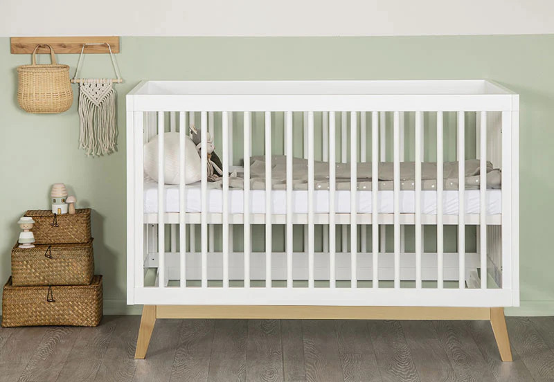 Soho Convertible Crib | Newton Baby, Inc.