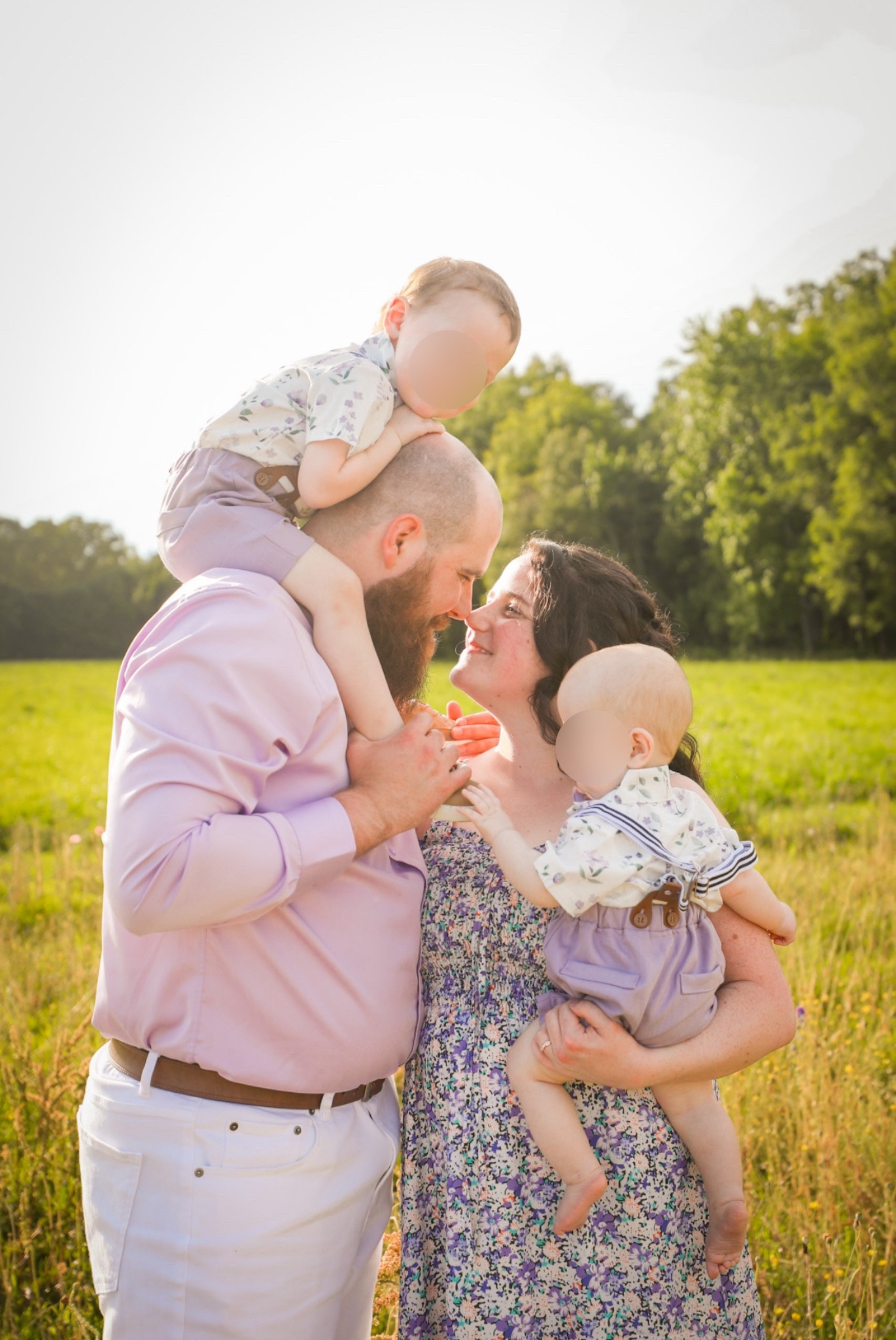 Family photoshoot | spring family photoshoot | spring photoshoot | floral outfits | floral photoshoot | floral dress | toddler | family | husband and wife | mom and dad 

#LTKKids #LTKFindsUnder50 #LTKFamily