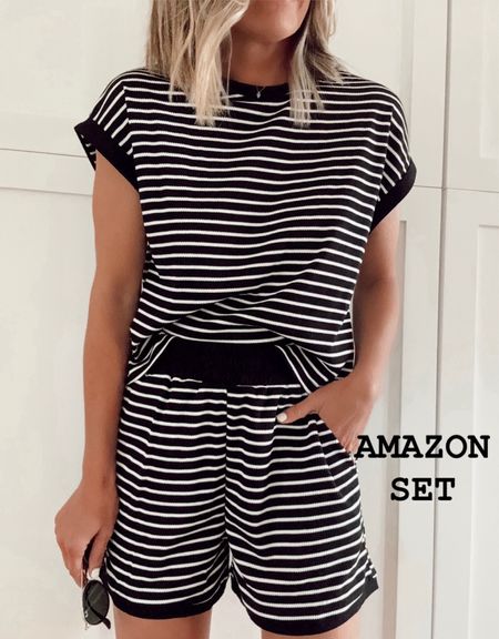 Amazon casual two piece set, wearing a size small and it’s under $40

#LTKStyleTip #LTKFindsUnder50