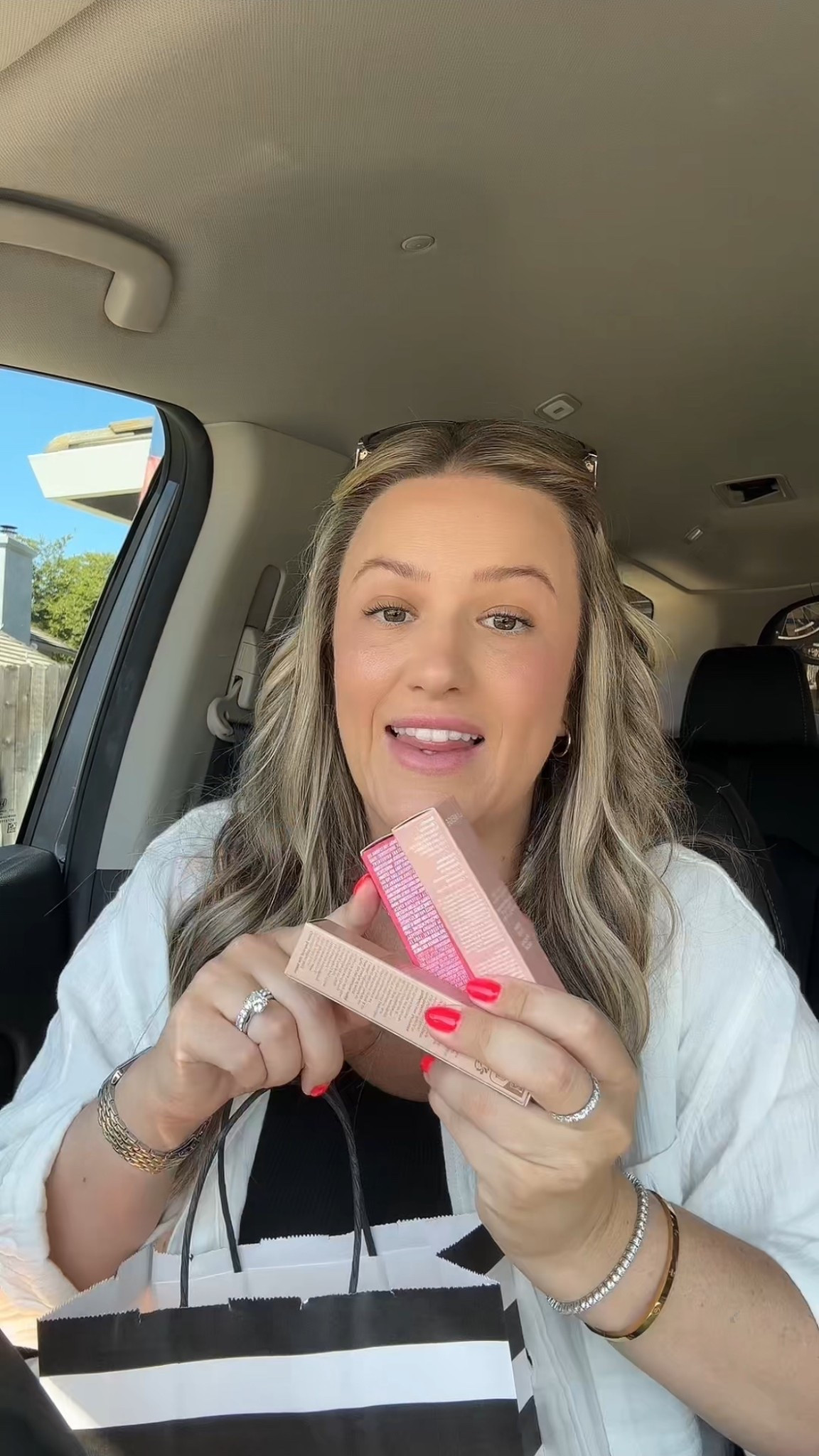 Lips gloss of the year right heree

#LTKBeauty #LTKFindsUnder50