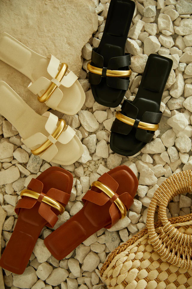 Miss Lola | Keila Black Slip On Sandals | MISS LOLA
