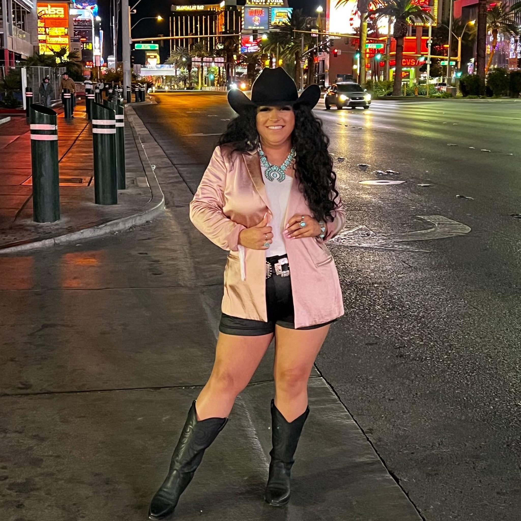 NFR night one outfit

#LTKstyletip #LTKfit #LTKsalealert