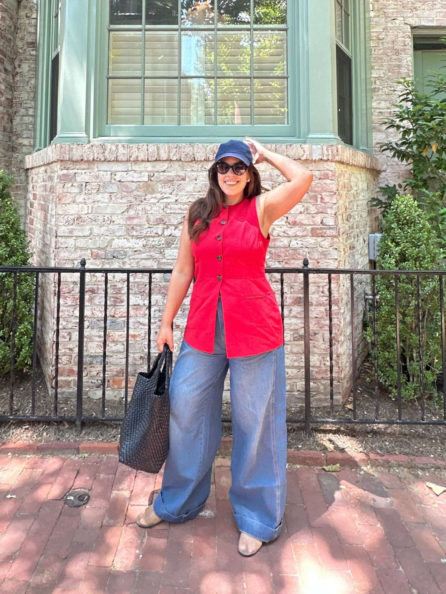 Waistcoats are my favorite item of clothing. It creates such an hourglass figure. Wearing a sz 8 on this Aligne vest

#LTKStyleTip #LTKMidsize