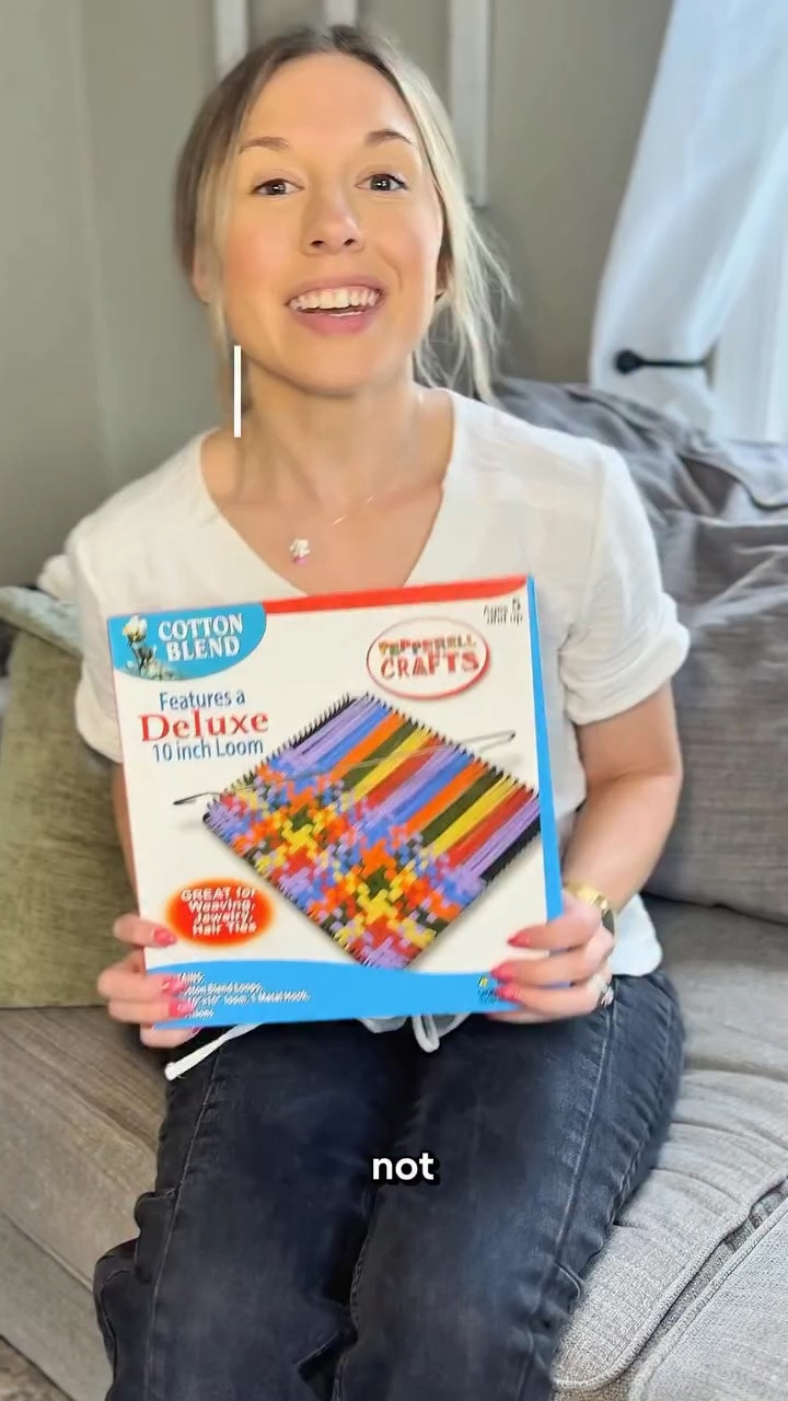 POV: the craft you were obsessed with as a kid is now your daughter’s favorite too 
Honestly forgot how calming these little loom kits from @pepperell.crafts are until we sat down and made one together. 
Full circle mom moment 🩷
Find everything you need on Pepperell’s site - link in bio
#motherhood #millennialmom #nostalgia #crafting #pepperellcrafts