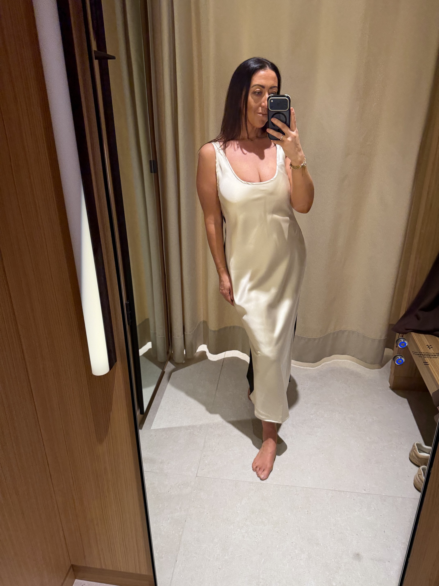 Love the contrast of this dress, cream on the front and black on the back. 

Mango satin slip style dress. Style ideas for women over 40.  

 #LTKuk #LTKdresses #LTKstyletip