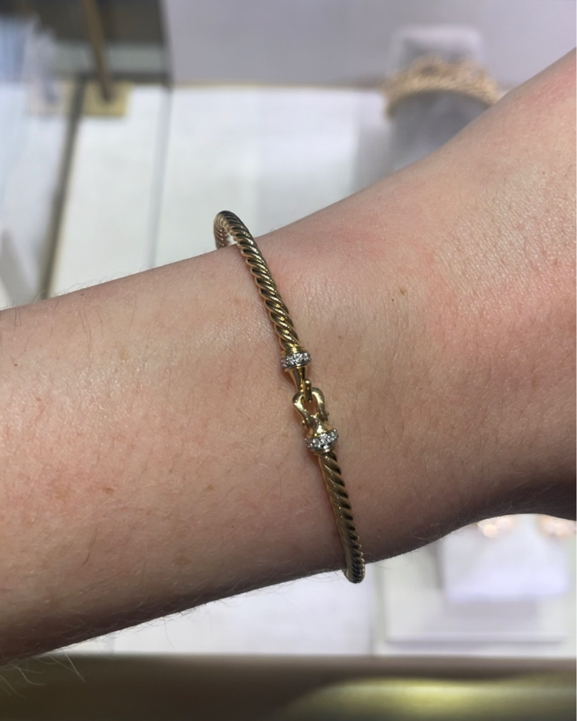 David Yurman Buckle Bracelet in 18K Yellow Gold with Pavé Diamonds #davidyurman #davidyurmanbucklebracelet #davidyurmanbracelet #goldbracelet #goldbangle #goldbanglebracelet #bracelet #goldjewlery #jewlery #davidyurmangoldjewlery #davidyurmangold #davidyurmanjewlery

#LTKstyletip #LTKU