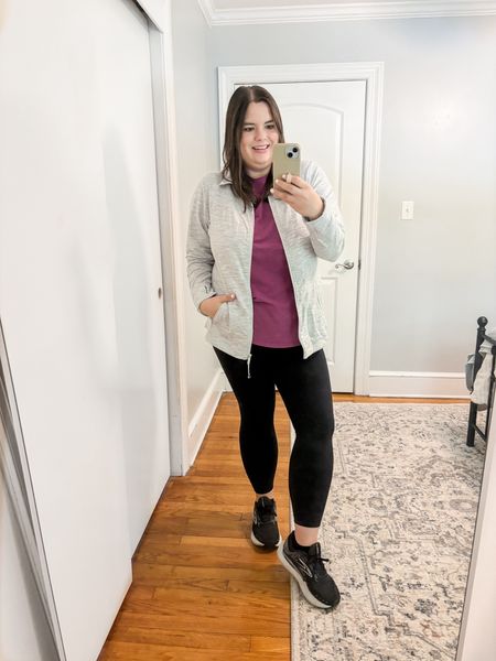 Day 5 of 30 days of outfits. 

Jacket runs small size 20
Top is 16
Leggings rug big size 14



#LTKplussize #LTKmidsize #LTKfitness