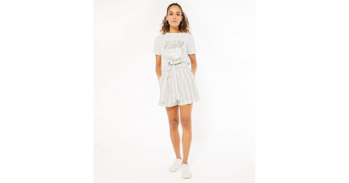Petite White Stripe Linen Look Belted Shorts 
						
						Add to Saved Items
						Remove from S... | New Look (UK)