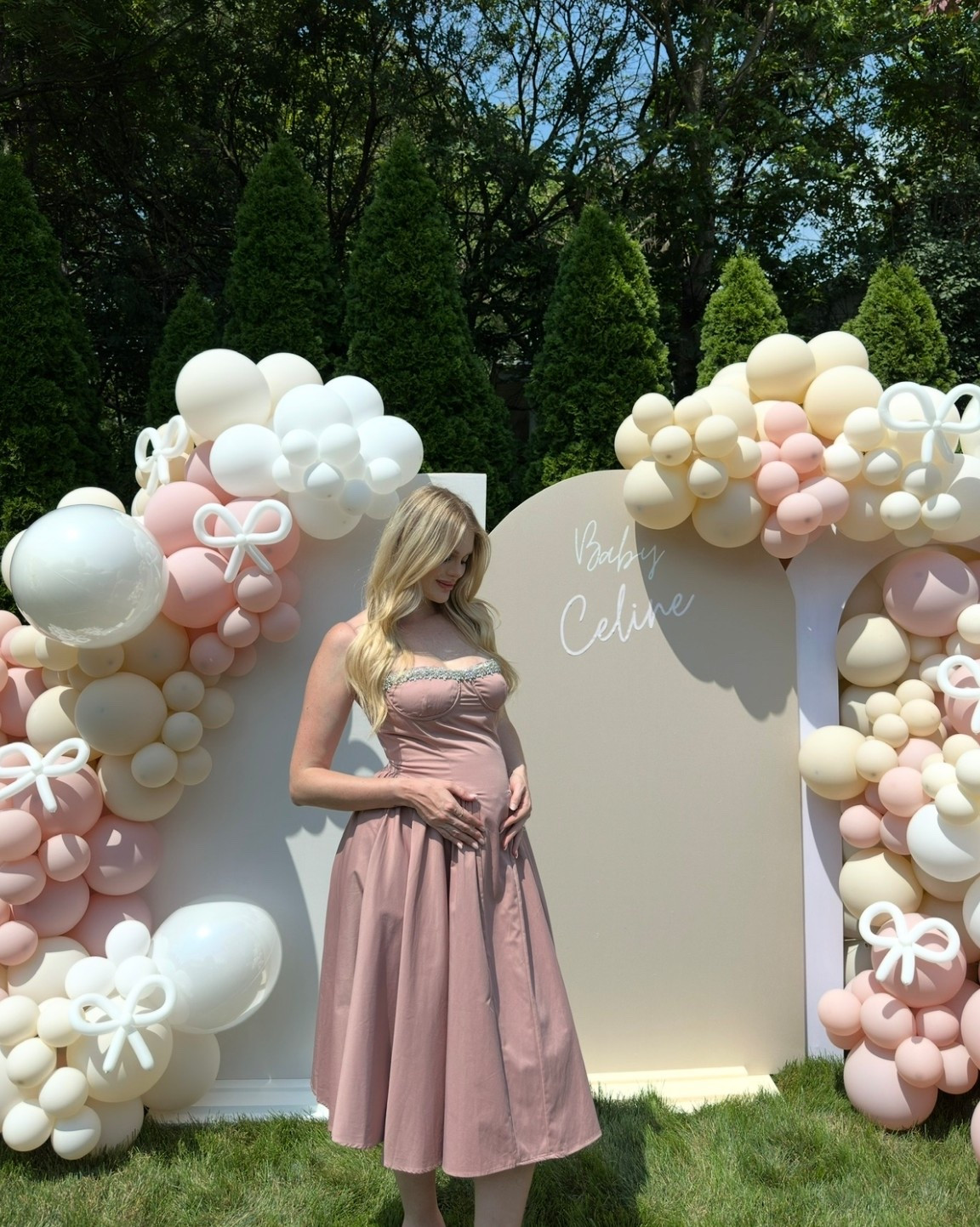 Baby shower dress 🎀 girl, bows, balloons, decoration, festivities, mom to be 

#LTKmomlife #LTKBaby #LTKootd