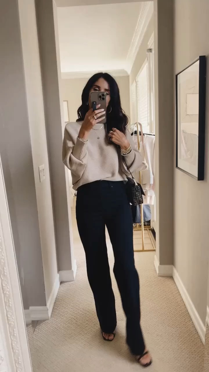 One size fits most Amazon sweater, one of my favorite Amazon finds! #StylinByAylin #Aylin

#LTKworkwear #LTKVideo #LTKstyletip