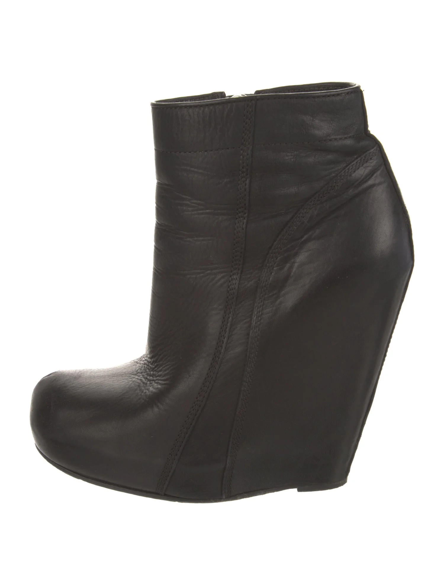 Leather Boots | The RealReal