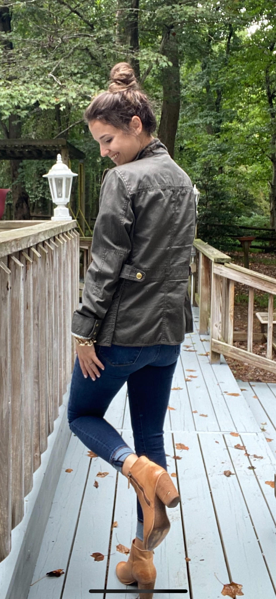 Get a leg up on the best fall outfit items from @jcrewfactory while they are still in stock! 
*
* 
This hunter green jacket is a true blogger favorite, and it’s extremely easy to see why! Get yours while you have the chance. 
*
*


#LTKunder50 #LTKSeasonal #LTKunder100