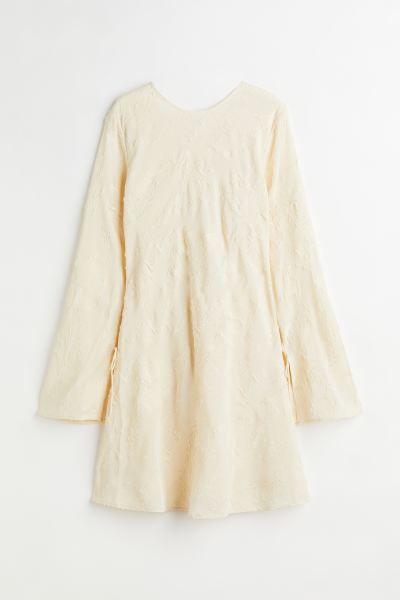 Kleid mit Bindedetail | H&M (DE, AT, CH, NL, FI)