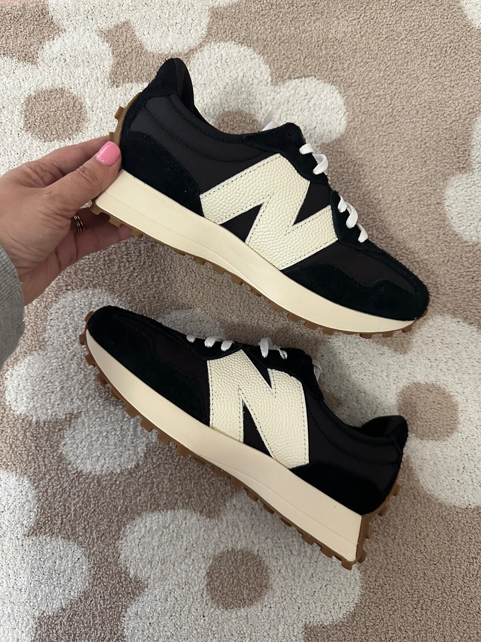New Balance 👟🖤

#LTKActive #LTKfitnessgoals