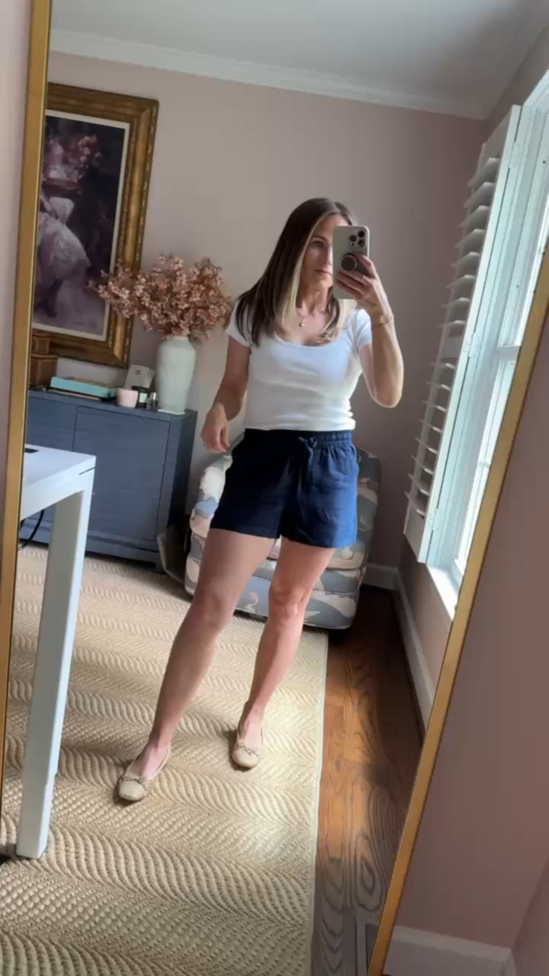 Wearing a size extra small in these blue linen shorts and white tee.


#LTKOver40 #LTKSeasonal #LTKPetite