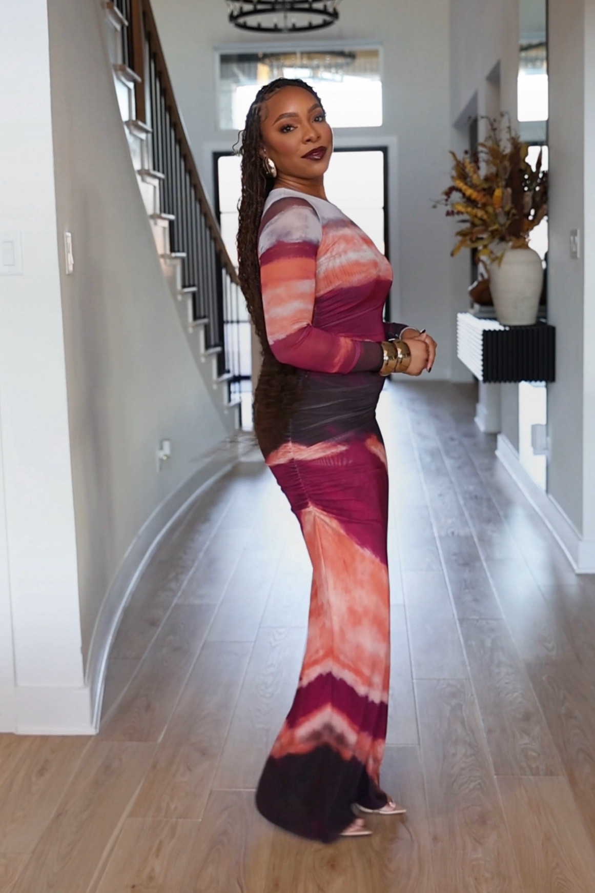 STYLE IN MY 30s 🤍 wedding guest edition✨ welcome to my new weekly style series where I share an outfit I wore (or would wear) as a fashion-loving wife and mama in her 30s! Btw, I’m OBSESSED with the quality and fit of this $40 dress! Hubby couldn’t keep his hands off🤭 so buy at your own risk😂 

I’m wearing a size Smalll