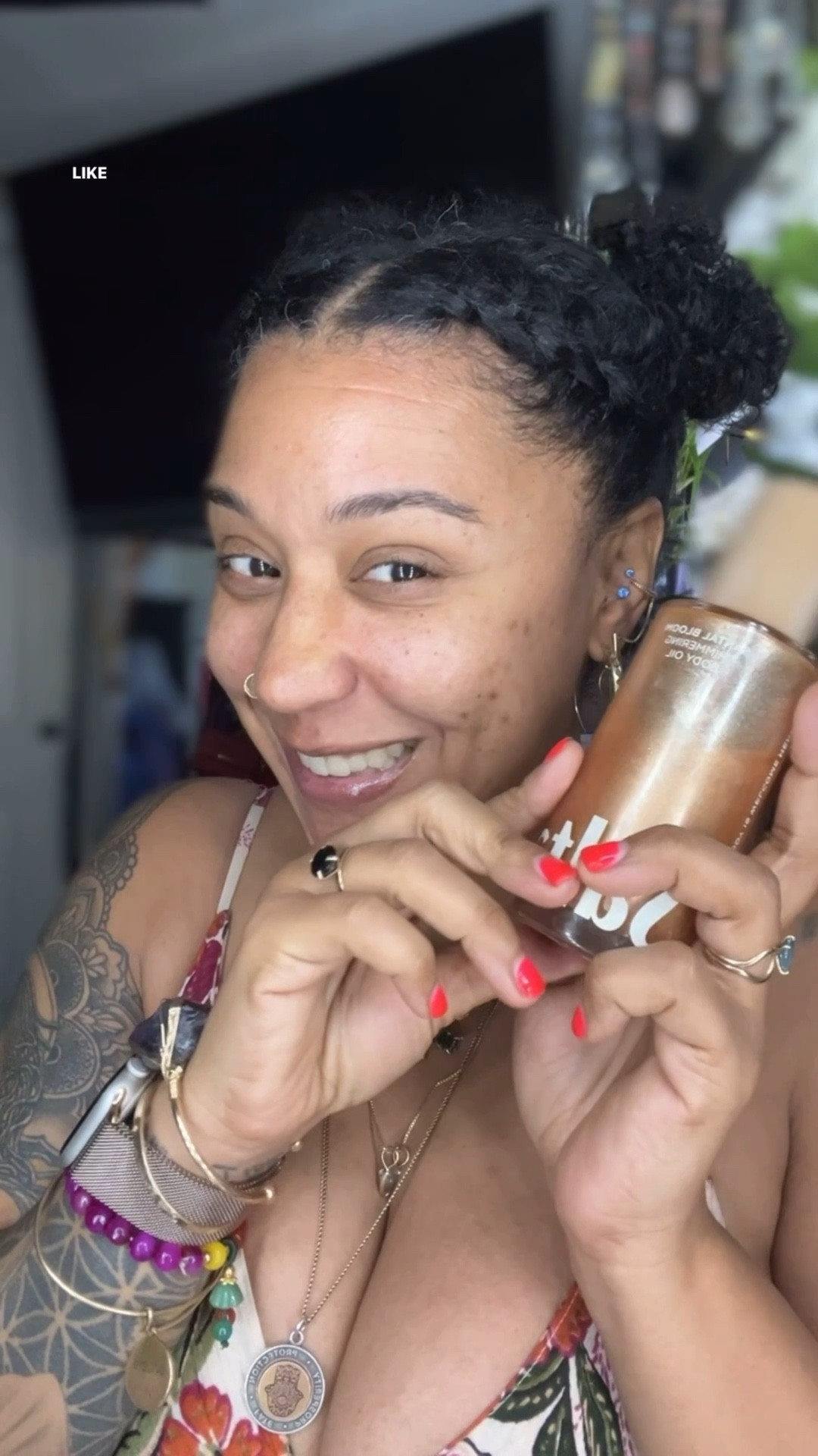 
🌊I’m almost out of my Saltair favorites—and yes, I’ve already re-ordered every single one. These body washes and SPFs have been gentle on my skin and kind to my soul.

Clean, effective, affordable—and for me, part of a ritual of healing and softness I didn’t always feel worthy of.

For survivors like me, building beauty routines isn’t just about products—it’s about reclaiming joy, scent by scent, step by step.

💛 Every purchase through my links supports The Souza Foundation, helping women rebuild after domestic violence with dignity and peace.

🛍️ Comment “SHOP” and I’ll DM you the links.


#LTKCleanBeauty #SaltairSkin #HealingWithStyle #BohoBeauty #SoftLifeHealing #TheSouzaFoundation #SurvivorGlow #Over40Beauty #SkinCareRoutine #HealingInRealTime#LTKSummerEdit

#LTKOver40 #LTKFestival #LTKmorningroutine