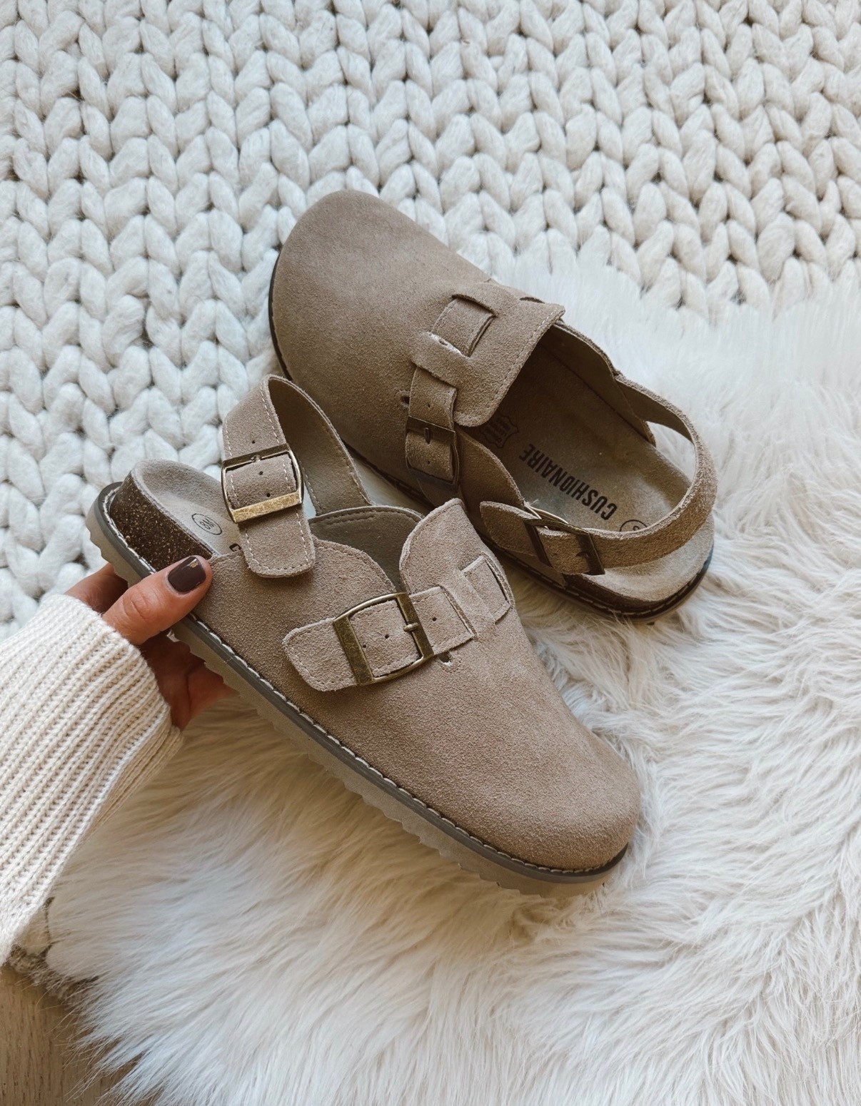 🤍 Looks nearly identical to the Birkenstock’s but $50 today! 👏🏼✨ I cannot believe I found them in my size. I’ll be wearing these non-stop

#LTKShoeCrush #LTKStyleTip #LTKFindsUnder100