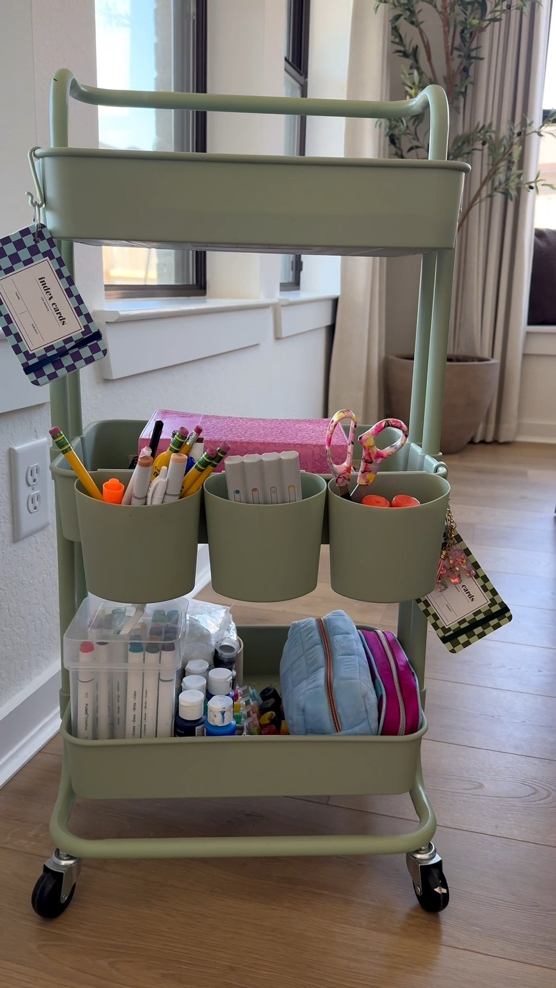 School organization must haves 📚📏


Back to school
Homeschool mama
Amazon finds 
Walmart finds 



#LTKFamily #LTKKids #LTKFindsUnder50