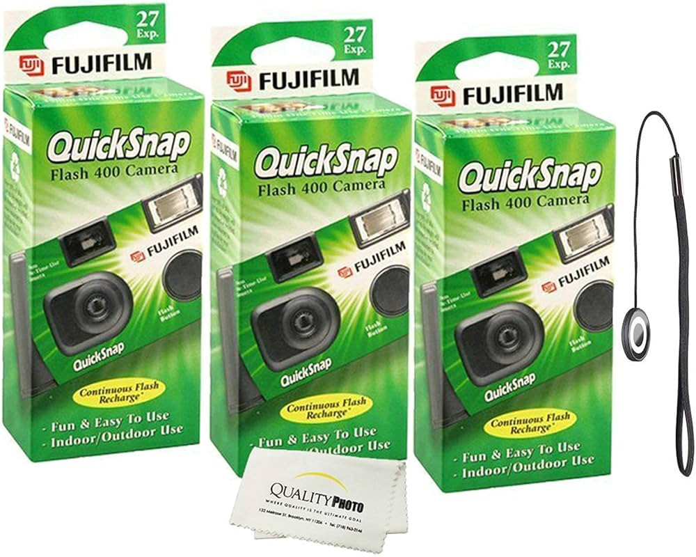 Fujifilm QuickSnap Flash 400 Disposable 35mm Camera + Quality Photo Microfiber Cloth | Amazon (US)