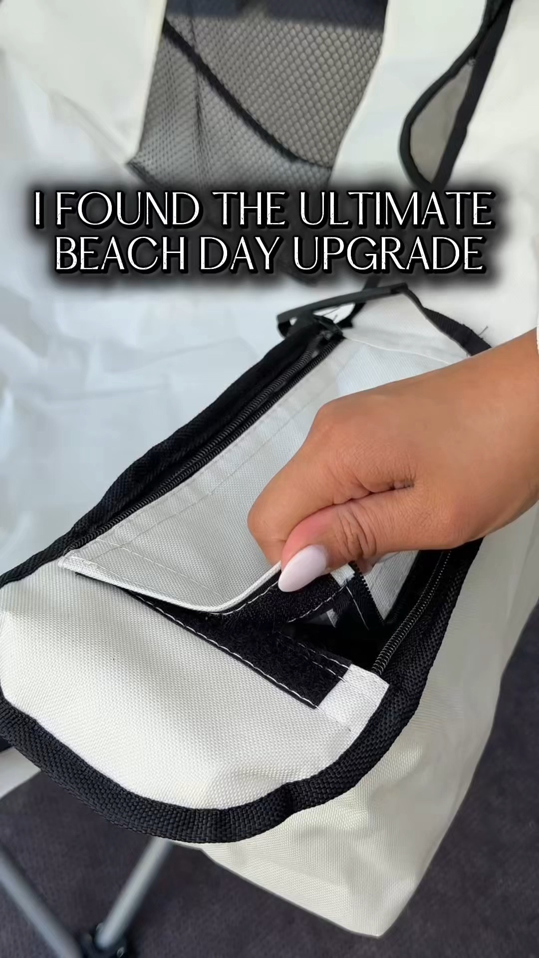 Say BEACH DAYS and I’ll send you all the links to these beach finds you didn’t know you needed 💗☀️

I didn’t know I needed this until now… but a chair with a built in shade + cooler?? yeah this is coming with me everywhere 😭

#amazonfinds #beachmusthaves #summeressentials #lifehacks #vacayvibes