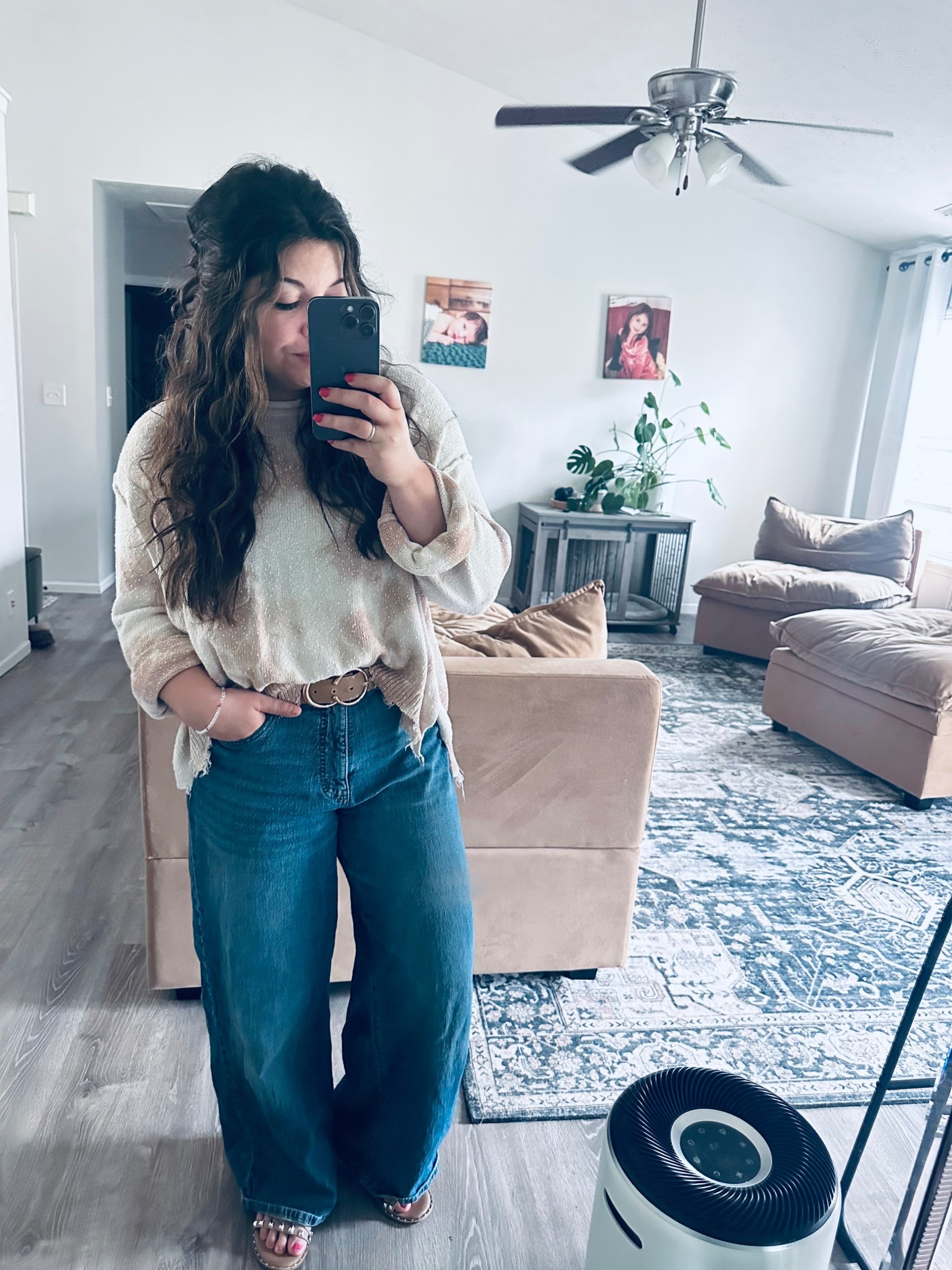 This week starts crazy town over in our neck of the woods so we’re going to start it as productive as possible over here 🫶❤️  & a little #ootd to go with it! 

What are your kids starting this week? Baseball, softball, soccer, track, maybe all of them 🤣 drop it in the comments and at random I’ll send someone coffee to help you survive ☠️ 

#LTKdayinmylife #LTKBeauty #LTKmomlife