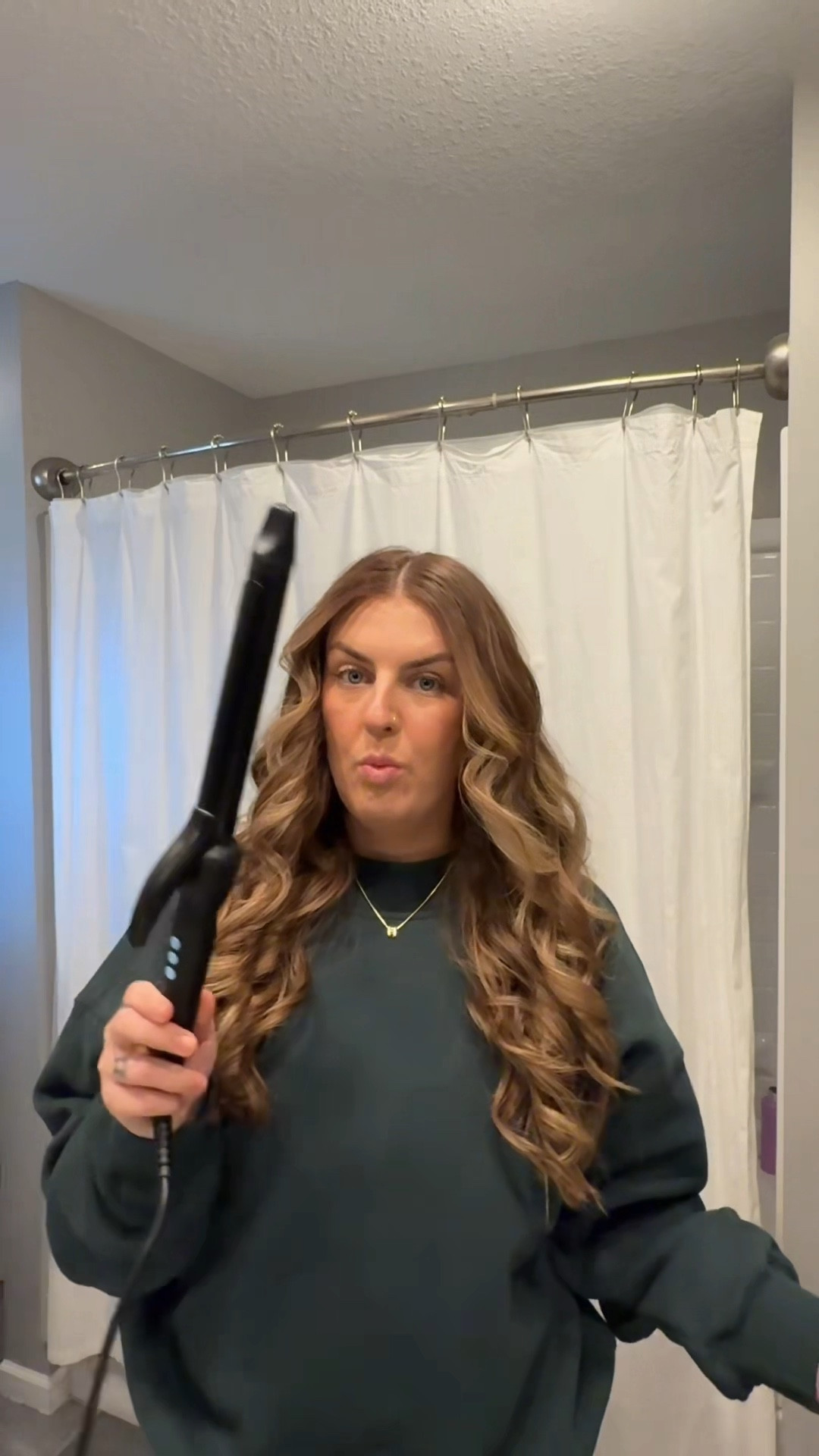 40% off site wide!!

Use code: BIGDEAL

If you’ve been eyeing the Bioionic curling iron now is the time to get one!! 

I used the 1” in this video 

#bioionic #bioioniccurlingiron #curlingiron #longbarrelcurlingiron 

#LTKBeauty #LTKGiftGuide #LTKCyberWeek
