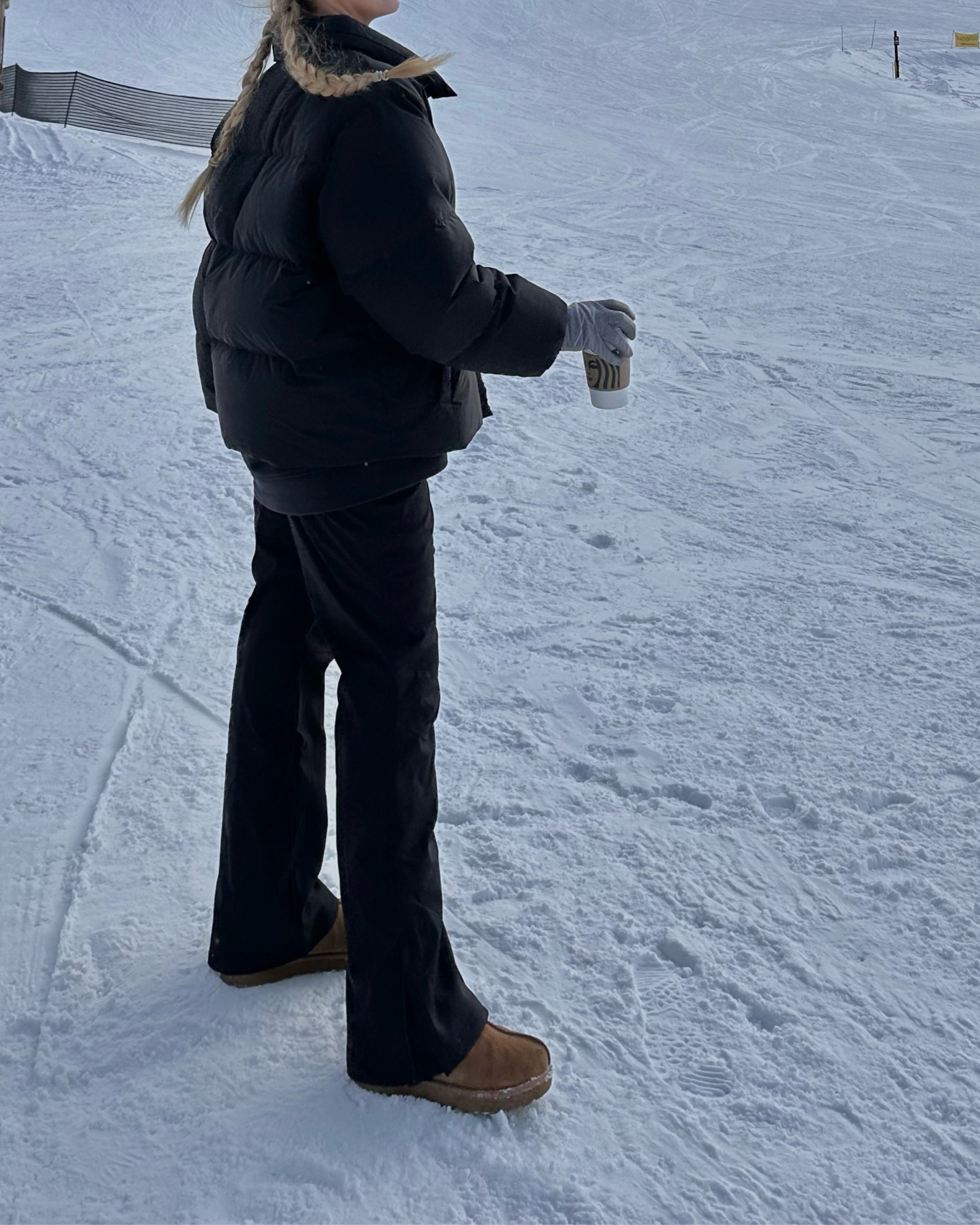 Colorado aspen apres vail mountains copper skiing snowboarding ski trip vacation ski resort outfit snow inspo pic pics photo inspiration ideas uggs winter clothing hairstyles 


#LTKSeasonal #LTKtravel #LTKMostLoved