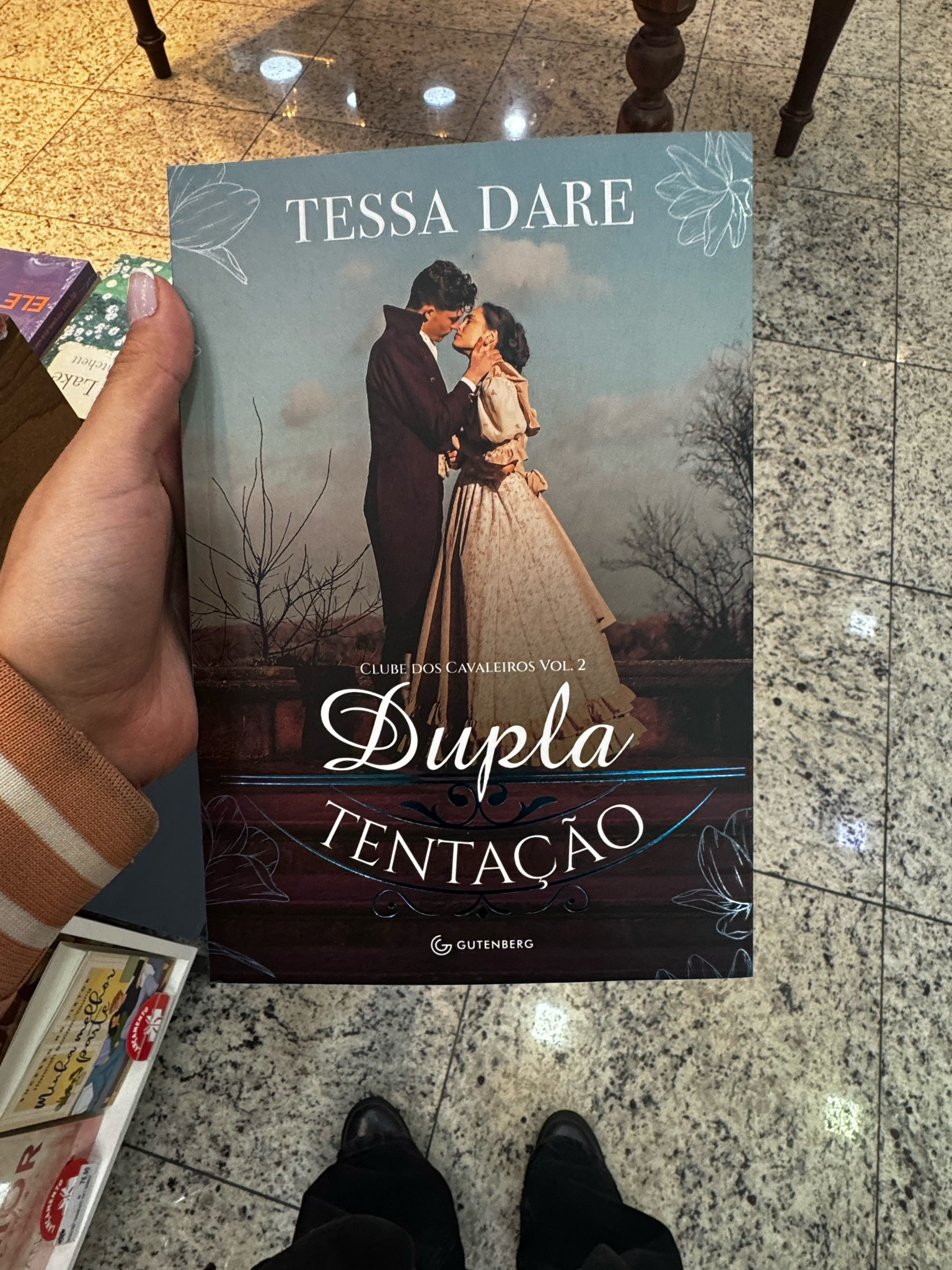 Romance de época sempre é uma boa pedida, incrível e arrebatador!

#LTKover50style #LTKgiftguide #LTKbrasil