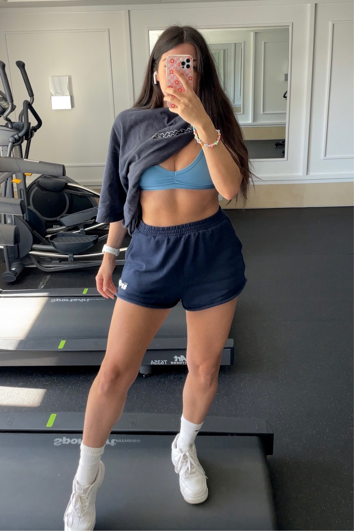 gym girl  Gym outfit, Gym pictures, Workout pics