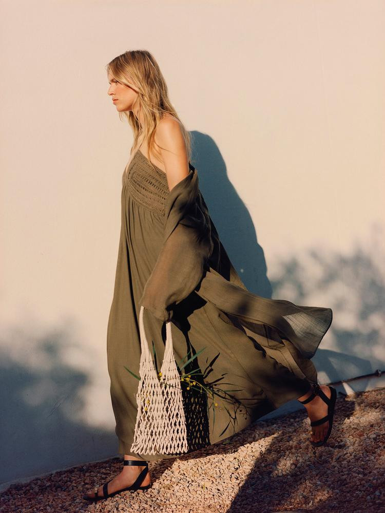 Bandeau neckline dress with crochet detail | Massimo Dutti US