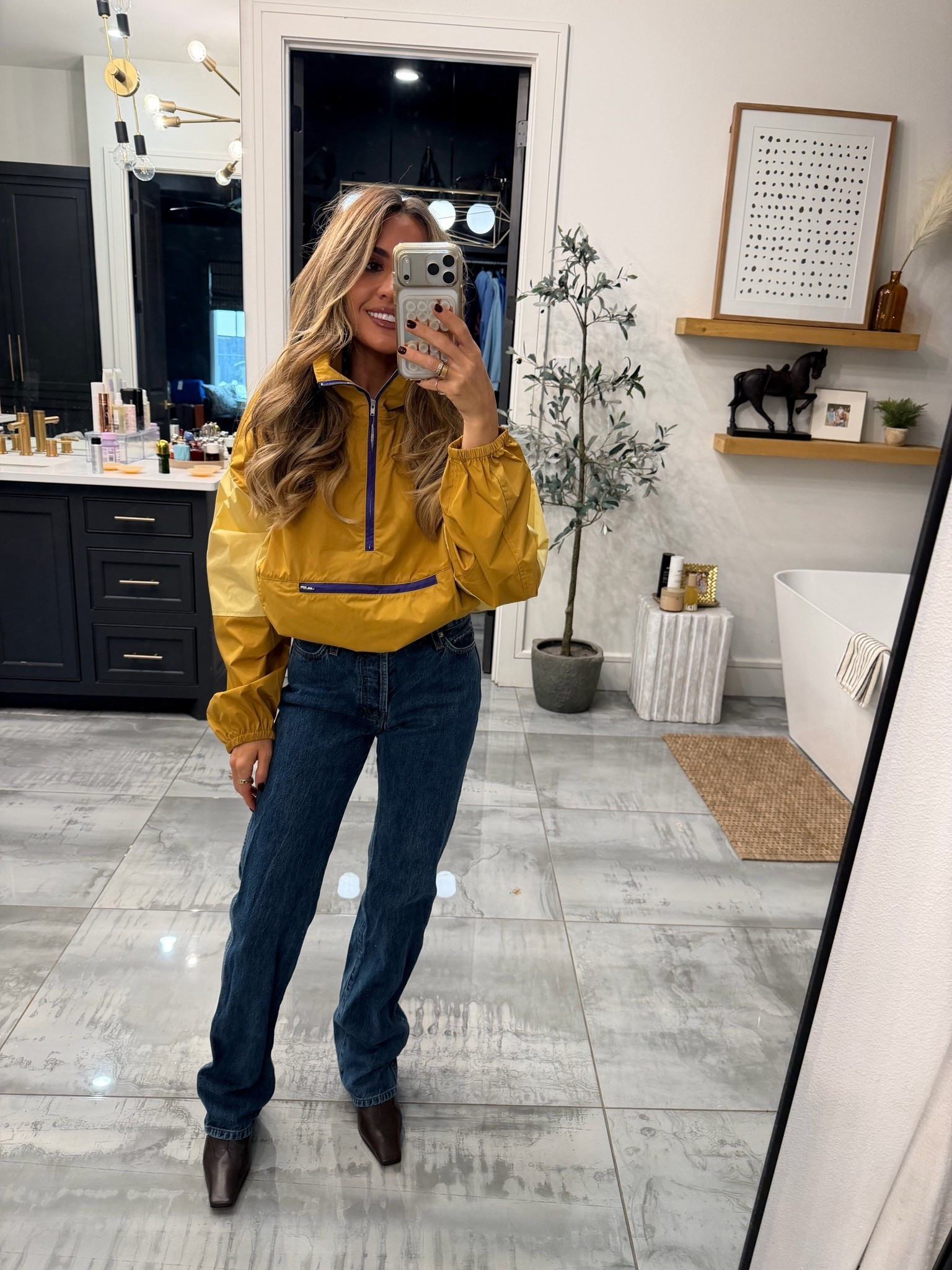 Found a good look alike for my sold out windbreaker - I ordered it to compare.