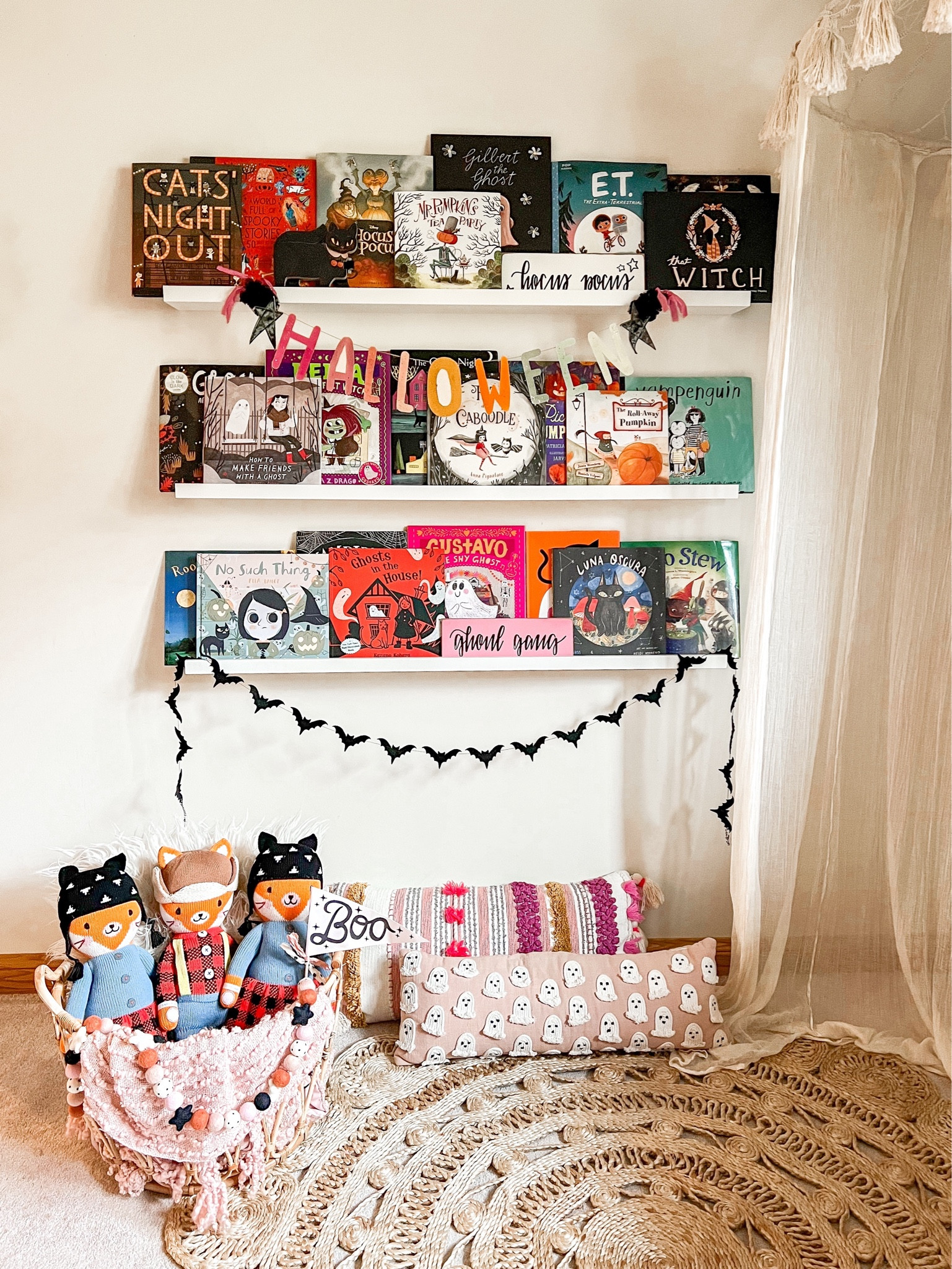 Halloween books! #ltkhalloween #kidsbooks #halloweenbooks #booksforkids #booknook #bookshelves

#LTKhome #LTKSeasonal #LTKkids