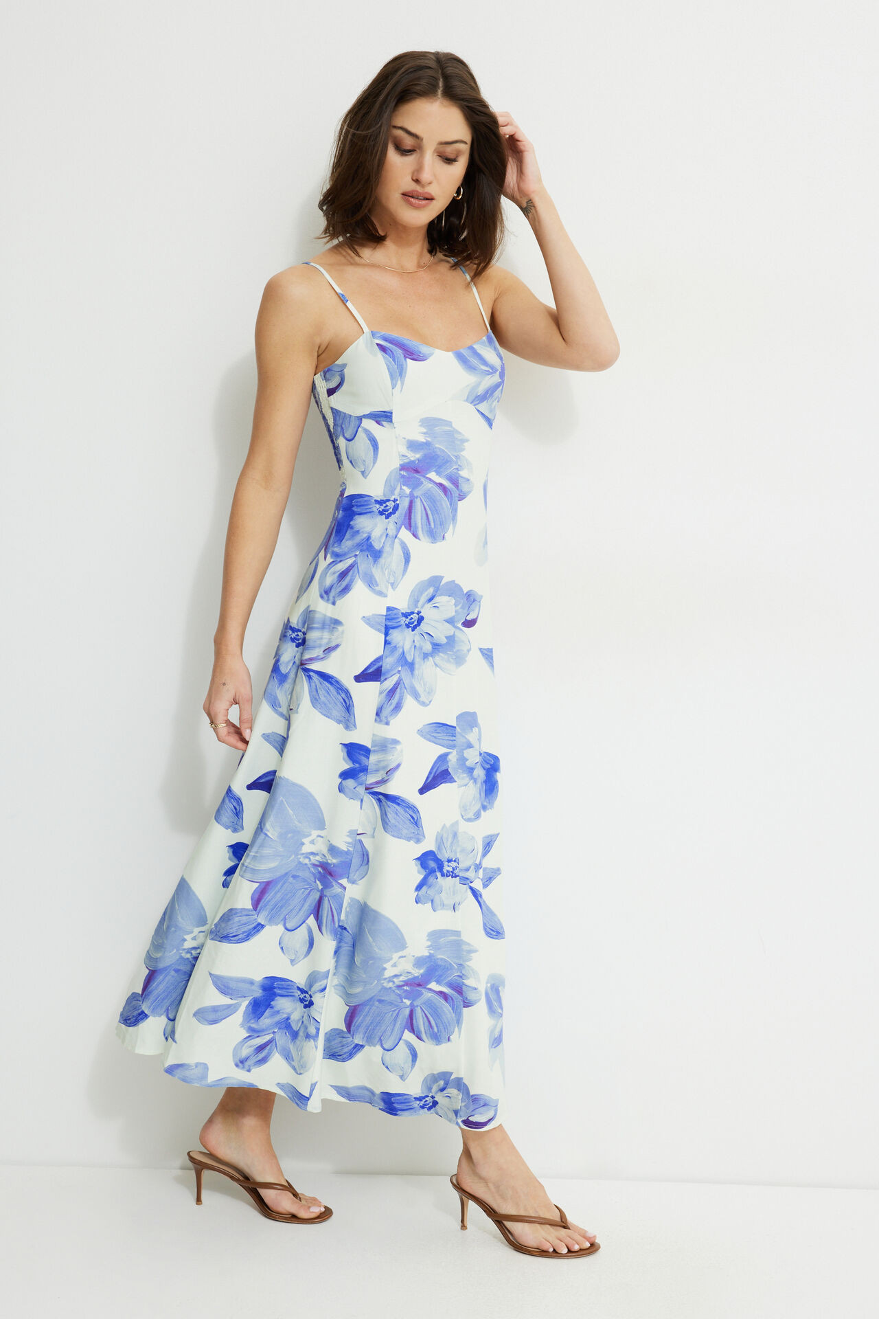 Belle Sweetheart Maxi Dress | Dynamite Clothing