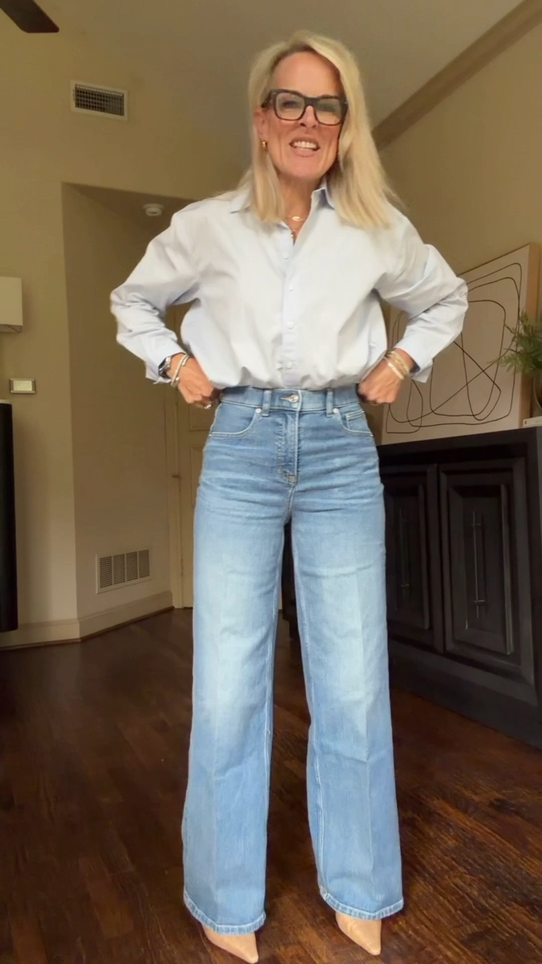 Spanx compression denim so flattering. Does have button and zipper 
I wear my true size 

New customers can use code
CSWANSONXSPANX for 15% off 

@spanx #spanxpartner 

#LTKGiftGuide #LTKOver40 #LTKWorkwear