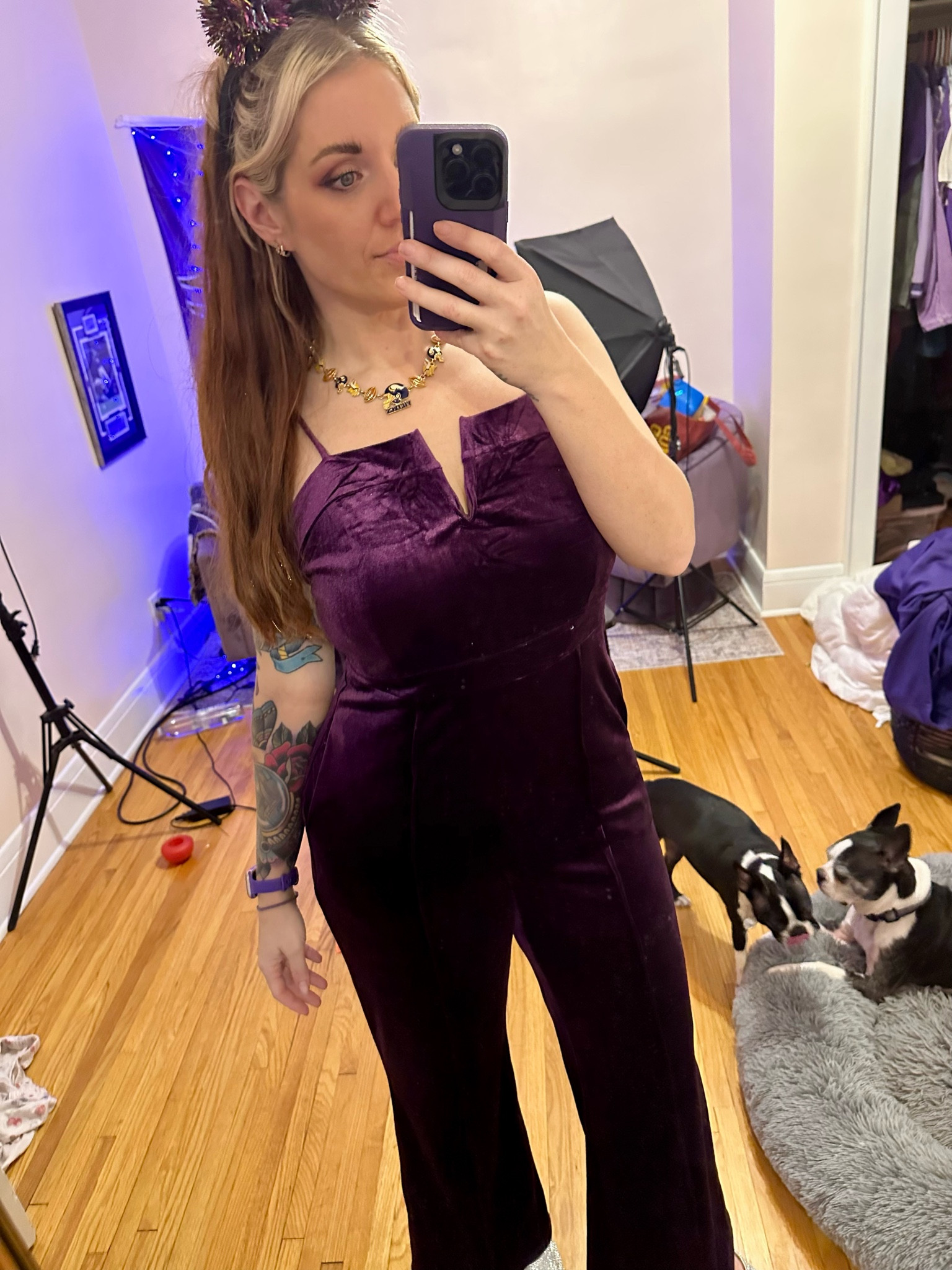 i love (almost) everything about this purple velour jumpsuit! And it's less than $50 & comes in 9 colors!

it's comfortable and flattering! i usually shy away from jumpsuits because of my midsection but i felt very confident in this! 

the only thing i don't like about it is that it picks up fibers easily if you sit down. pop a mini lint roller in your purse. 

size down - I ordered a large initially and swapped for a medium. 

#LTKMidsize #LTKFindsUnder100 #LTKFindsUnder50

#LTKMidsize #LTKFindsUnder100 #LTKFindsUnder50