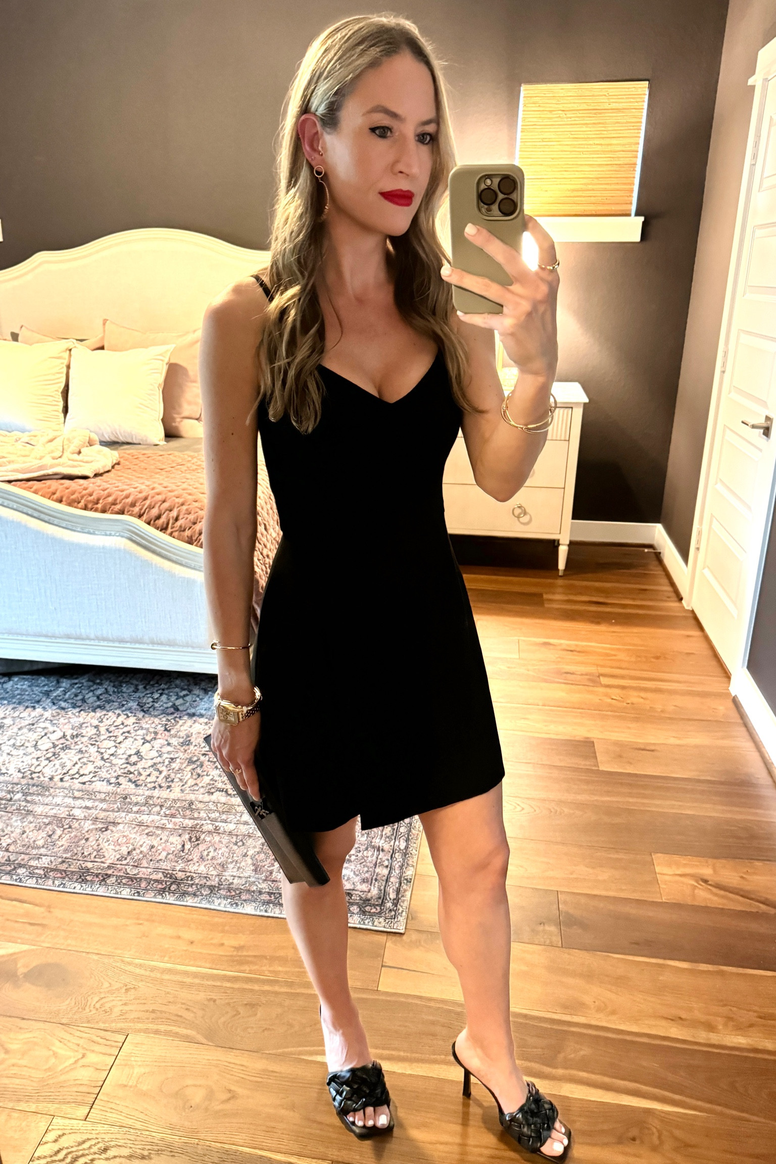 Feminine and flirty - this dress is comfortable and true to size. It has adjustable straps as well. It comes in multiple color options. 

#everypiecefits

Little black dress
Mini dress
LBD
Date night dress
Date night outfit
Summer dress
Summer dresses 
Home decor 
Bedroom decor
Bedding 
Summer outfit
Dinner outfit 